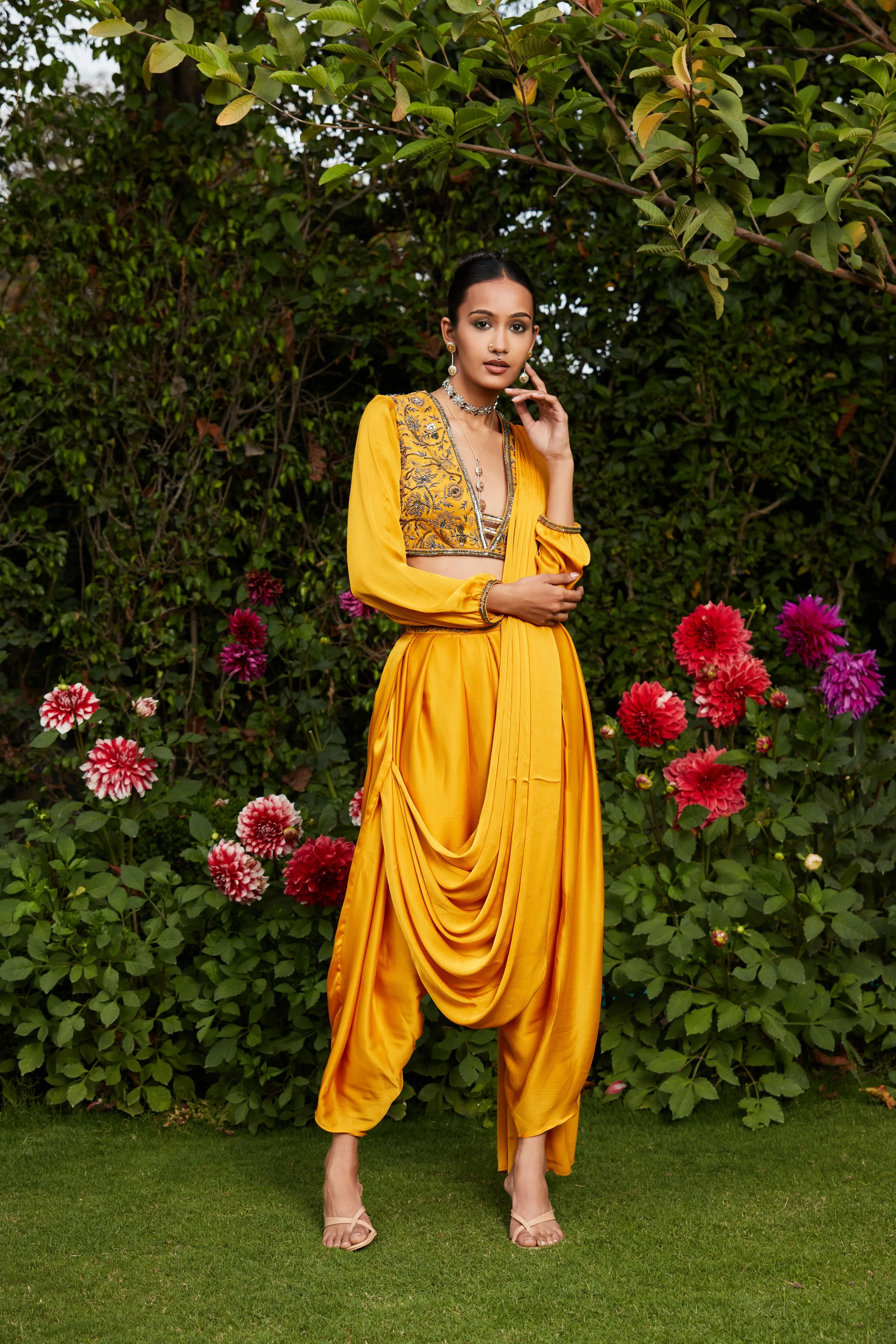 Anisa Concept Saree - Image 3