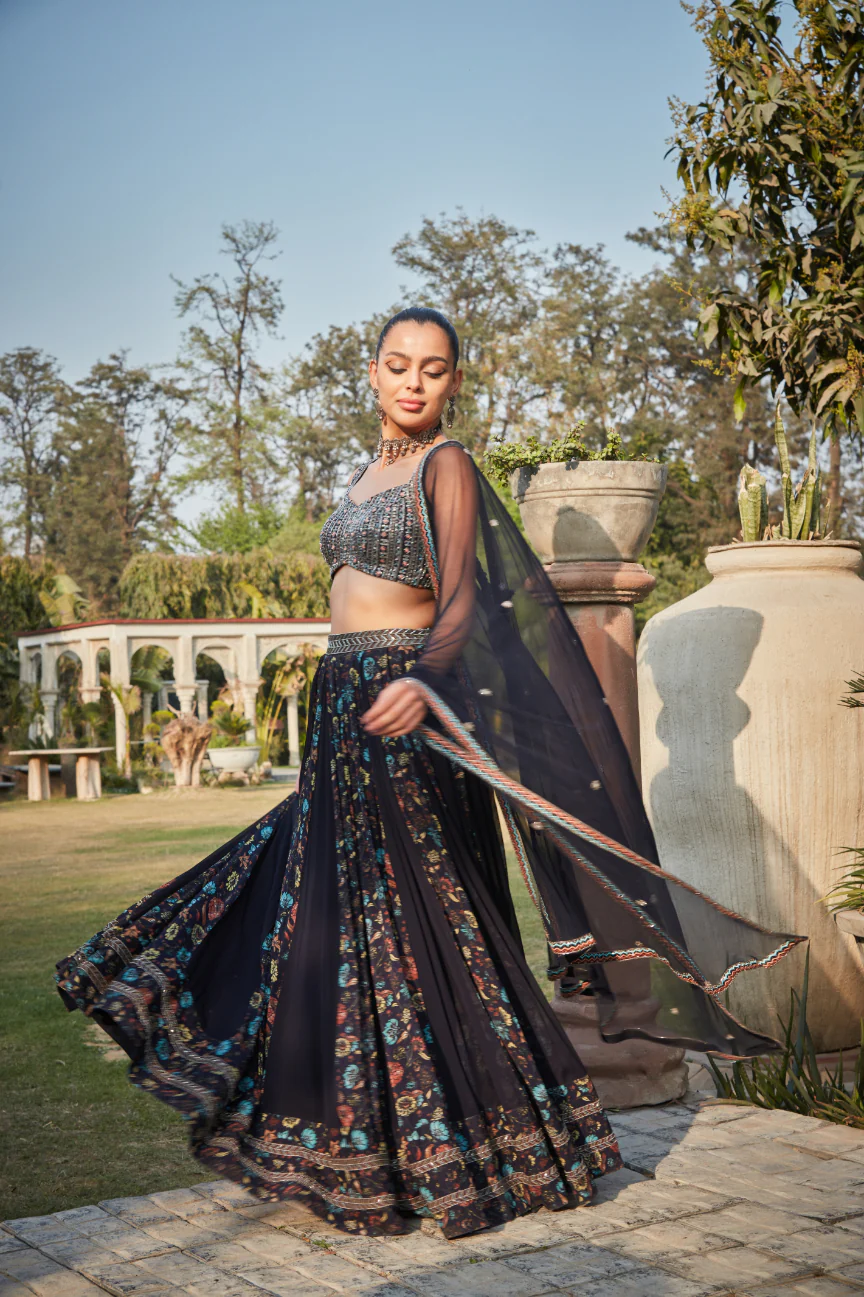 Aniyah- Printed Lehenga Set - Image 3