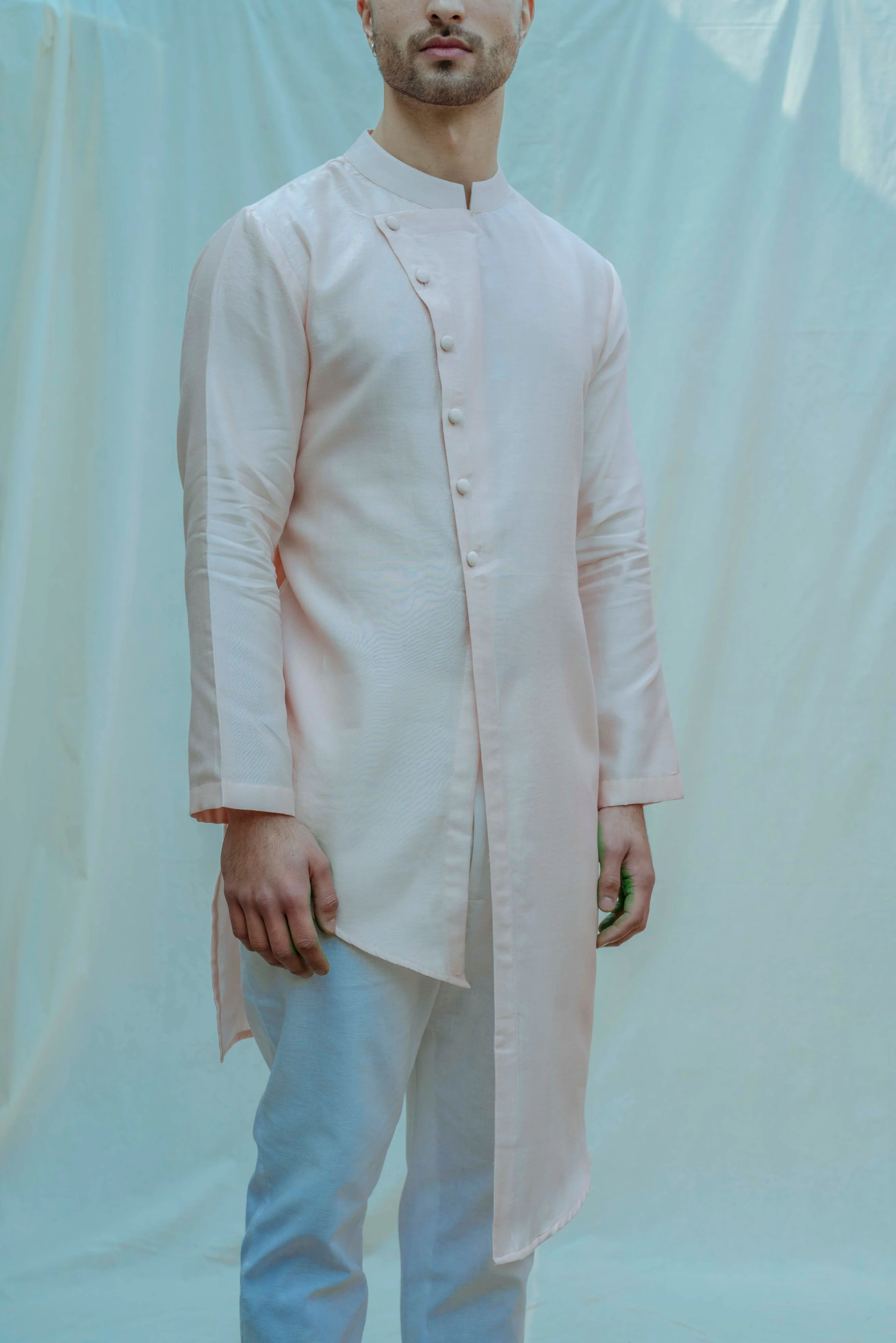 Light Peach Asymmetrical Hemline Kurta In Chanderi Silk Set - Image 3