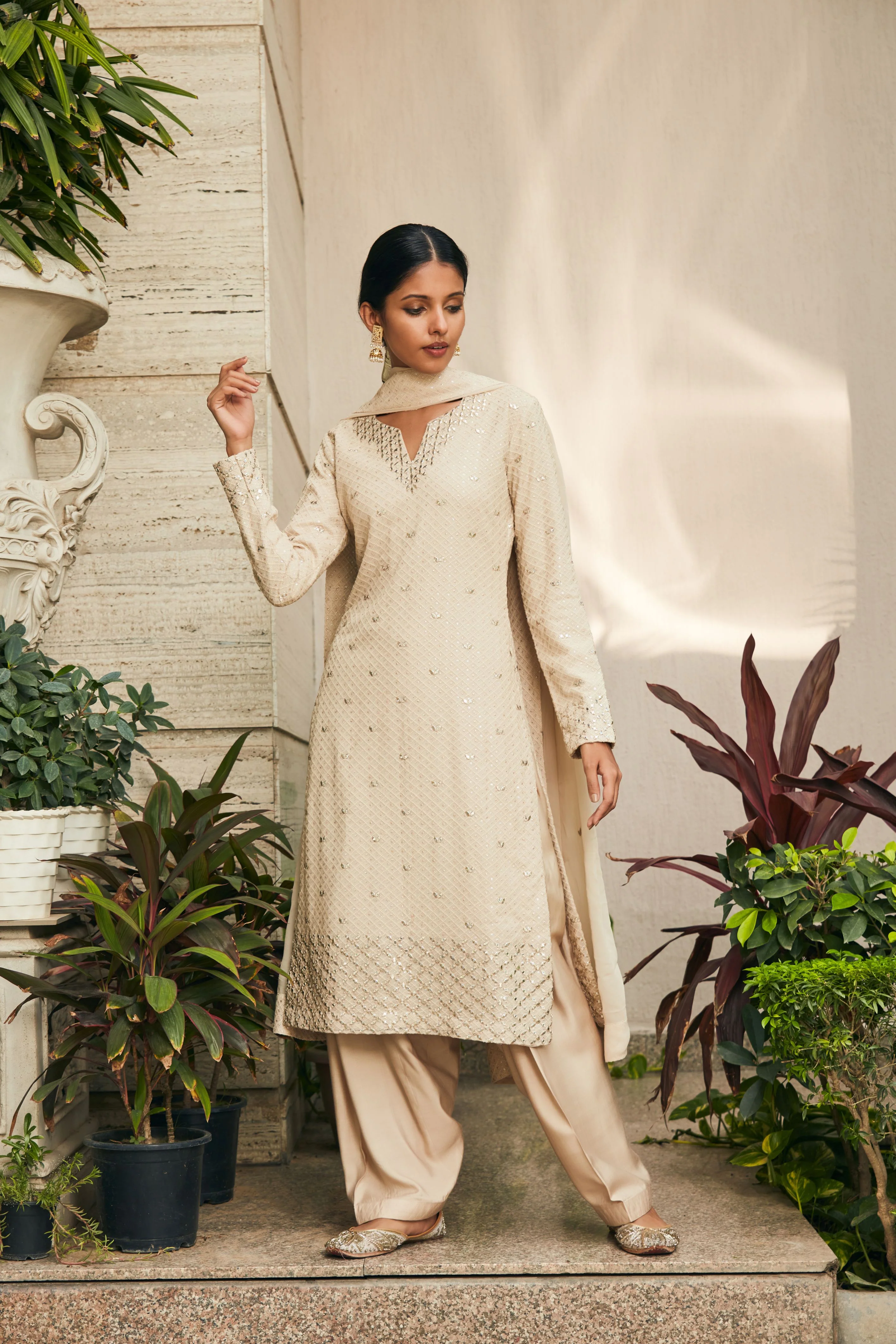 Avisa Suit Set - Image 4