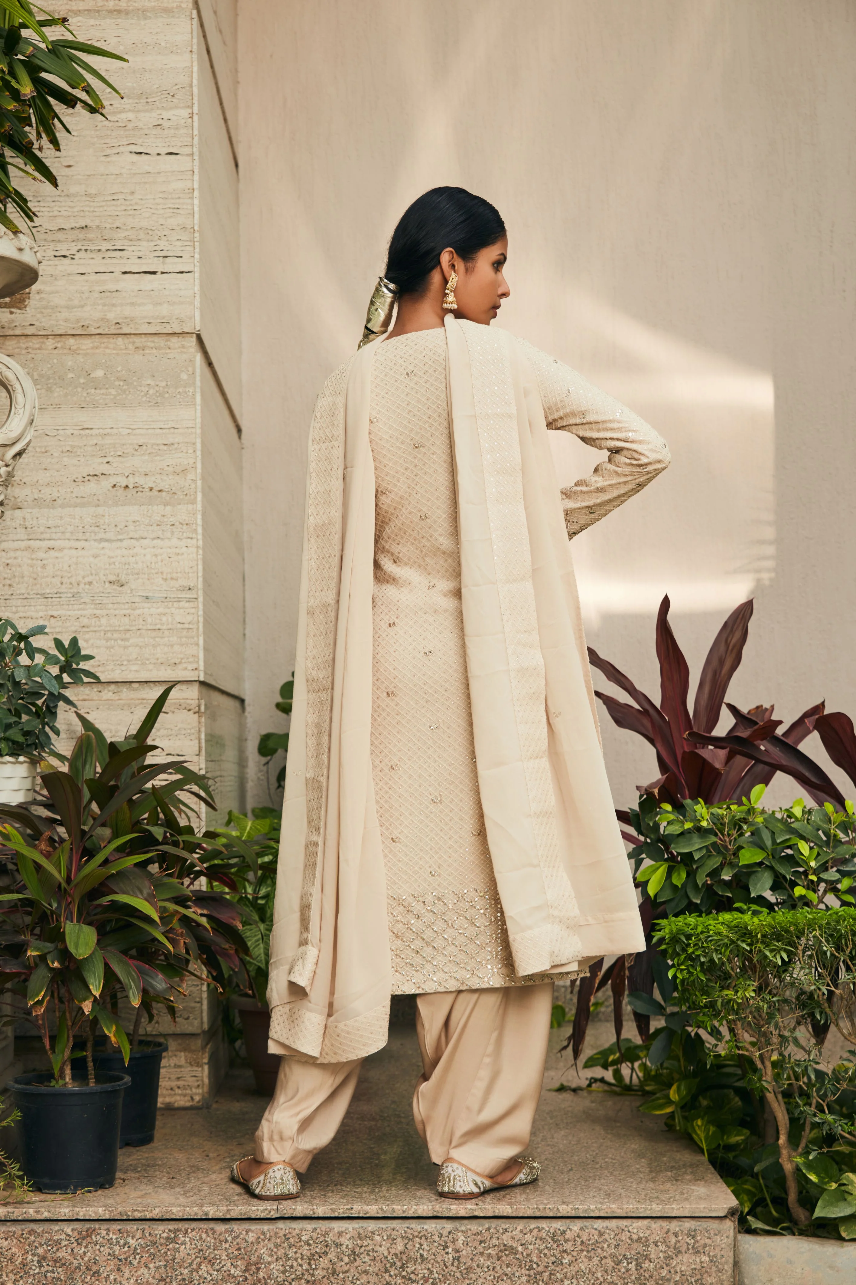 Avisa Suit Set - Image 7