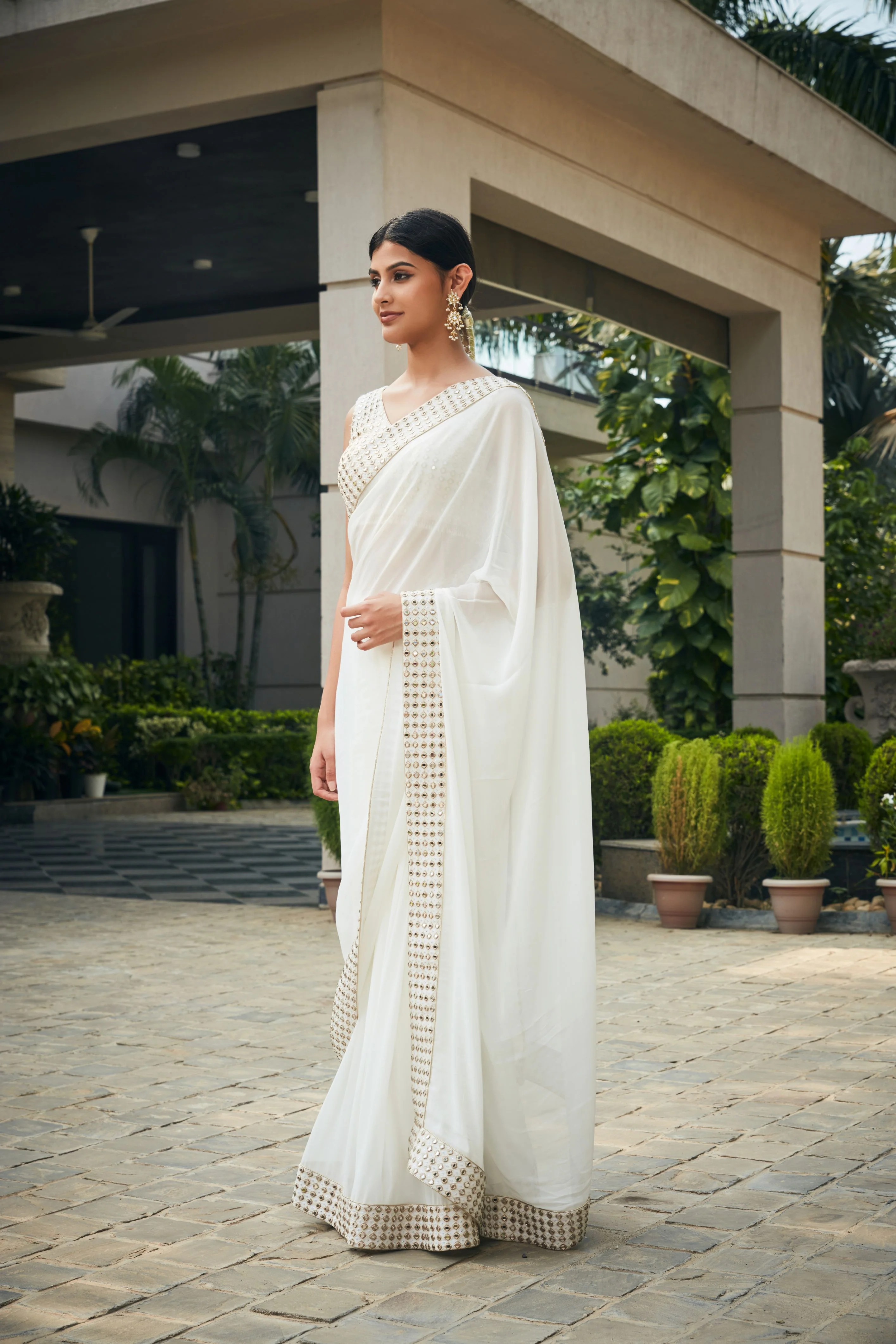 Ayra Saree Set - Image 4