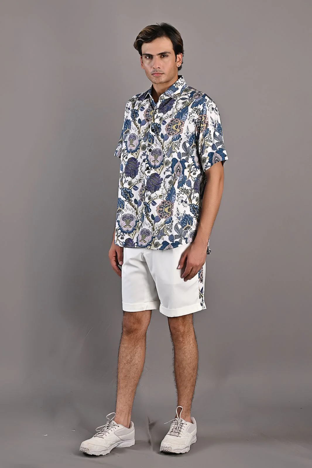 Caesar - Multi Blue Printed Shirt with Off-White Shorts Set - Image 3