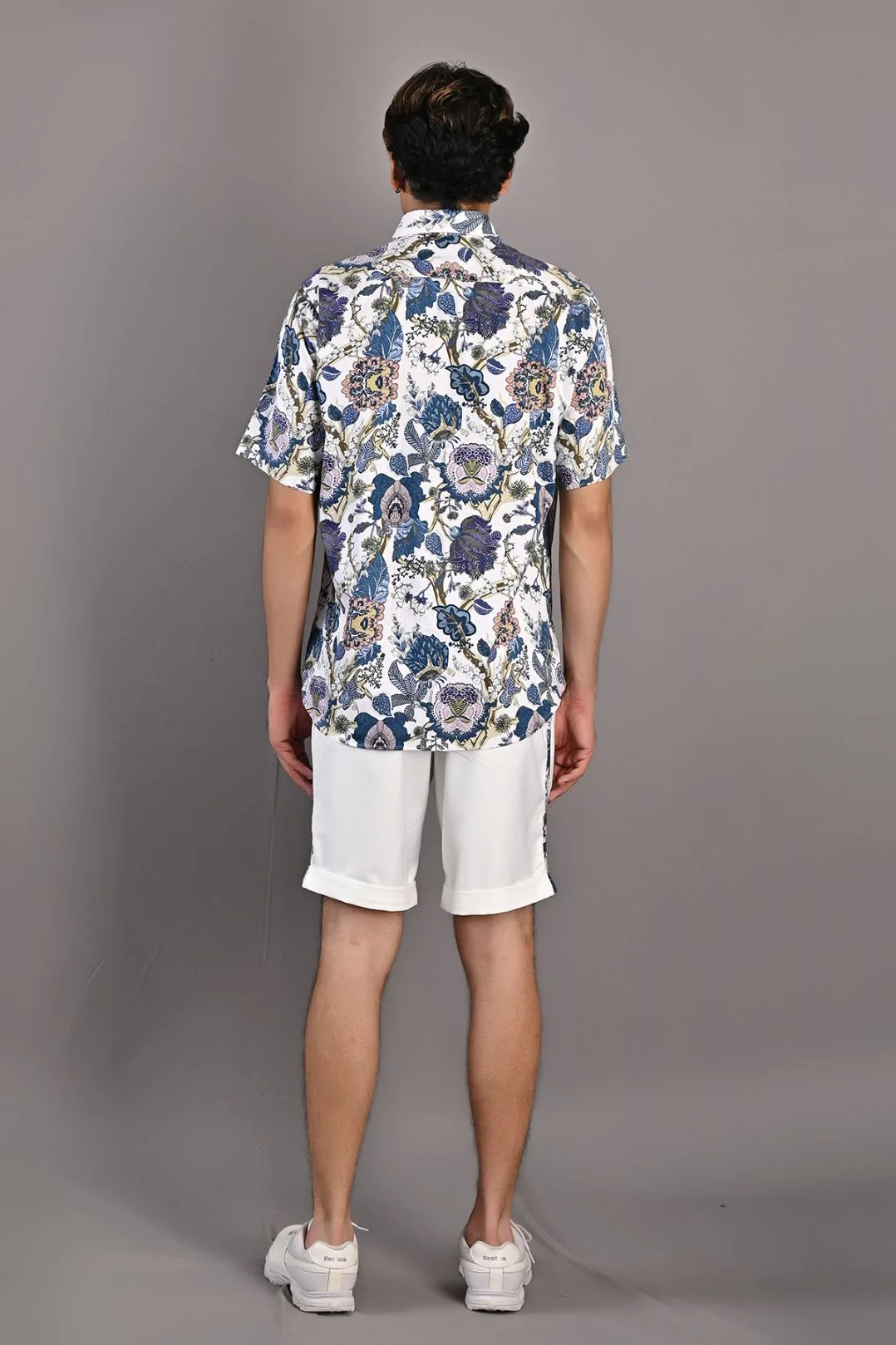 Caesar - Multi Blue Printed Shirt with Off-White Shorts Set - Image 4