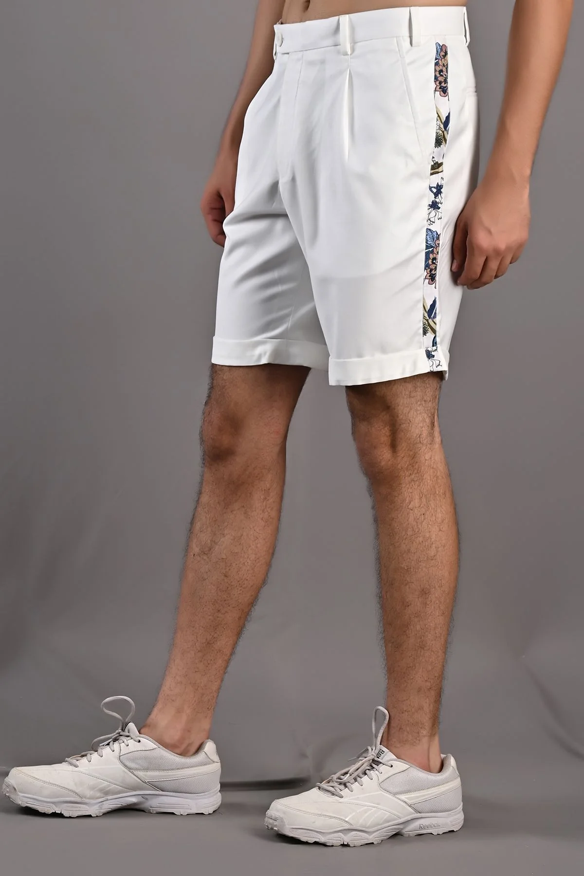 Caesar - Multi Blue Printed Shirt with Off-White Shorts Set - Image 6
