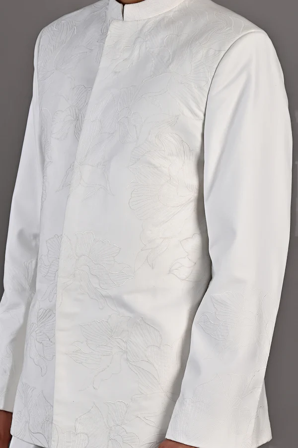 AVEL - Image 2