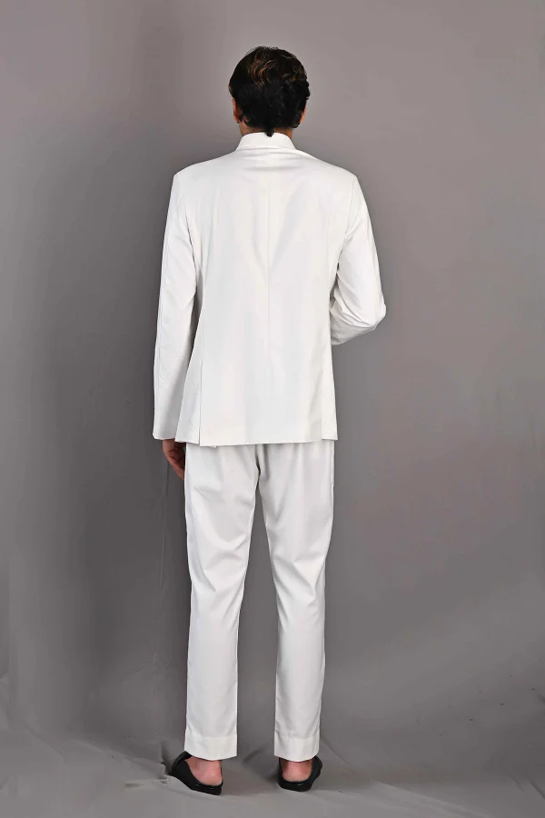AVEL - Image 5