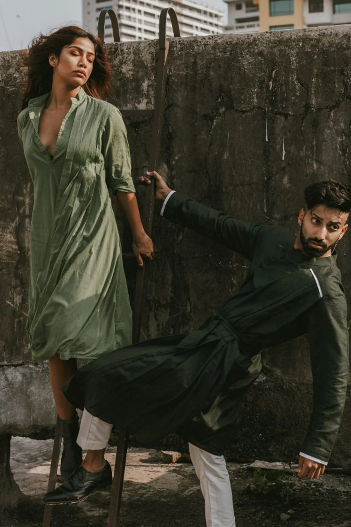 Chase - Bottle Green Kurta With White Pant Set - Image 4