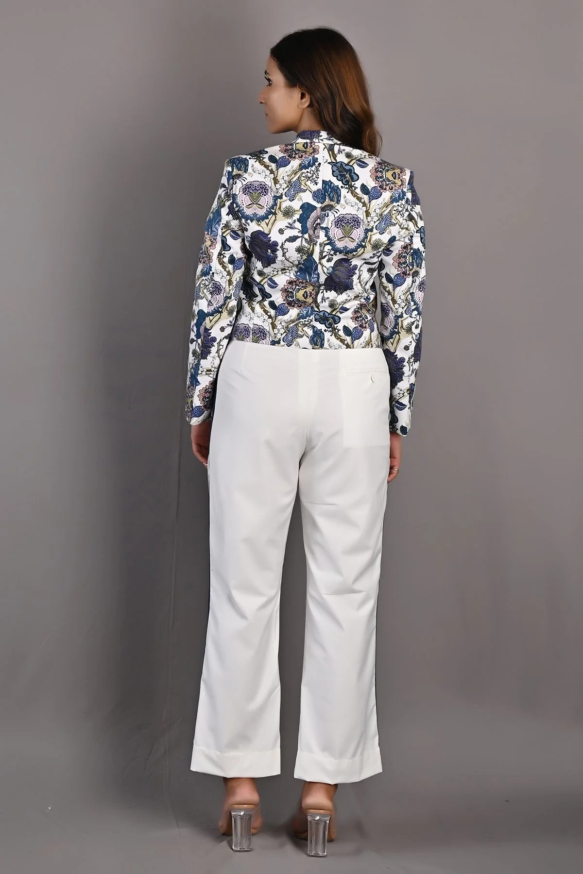 Cliantha -  Printed Layered Jacket Set With Bell Bottom - Image 2