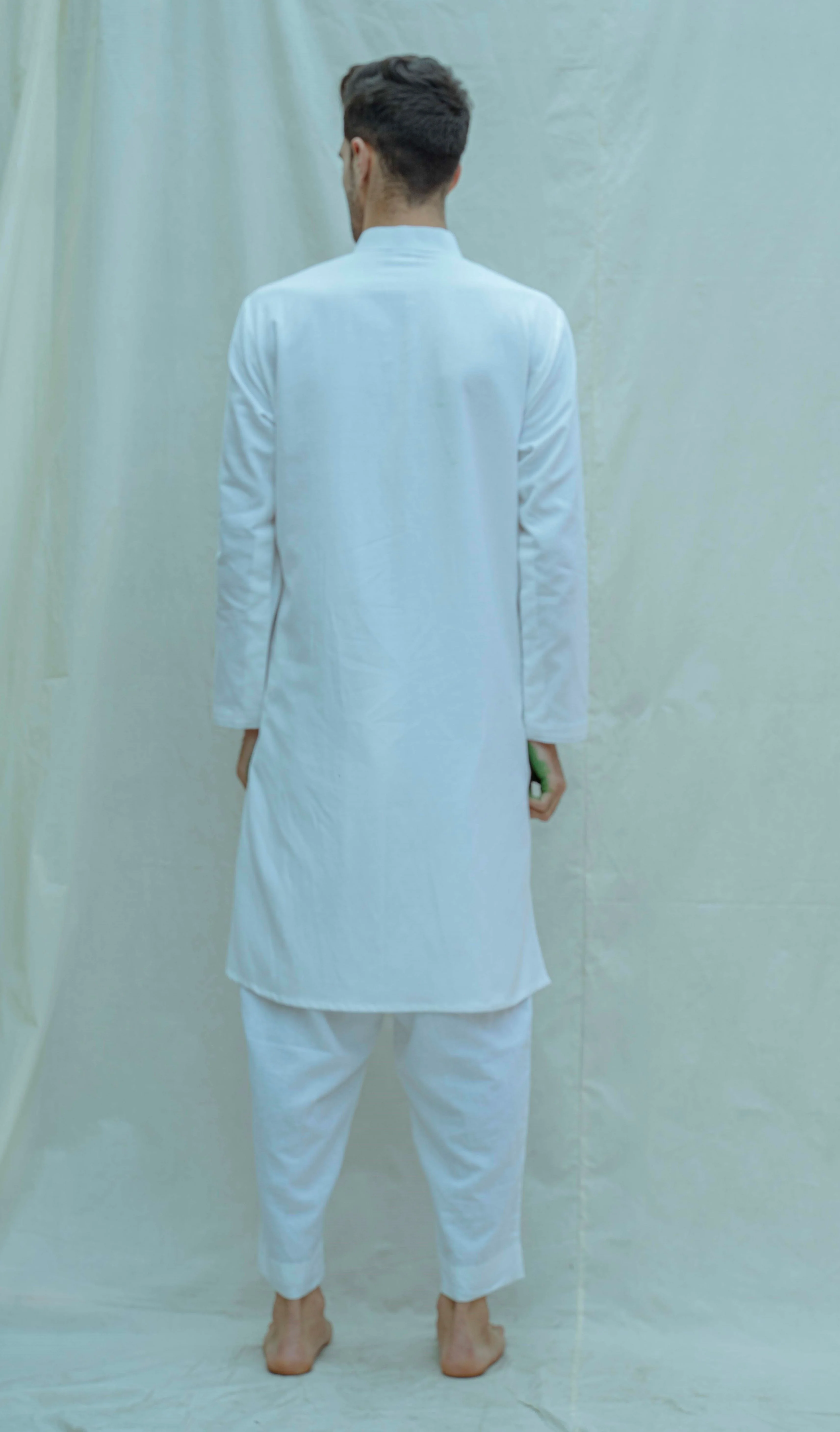 Cotton X Linen Overlap Kurta in White - Image 2
