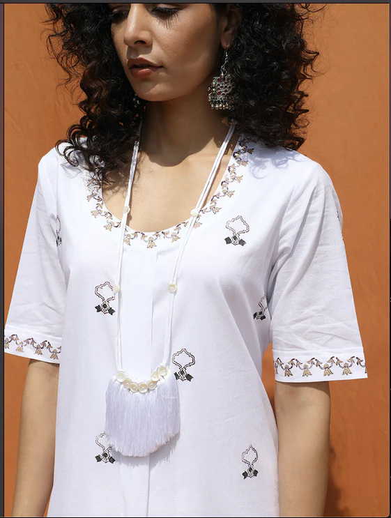 White Block Printed Dress Cum Jumpsuit - Image 4