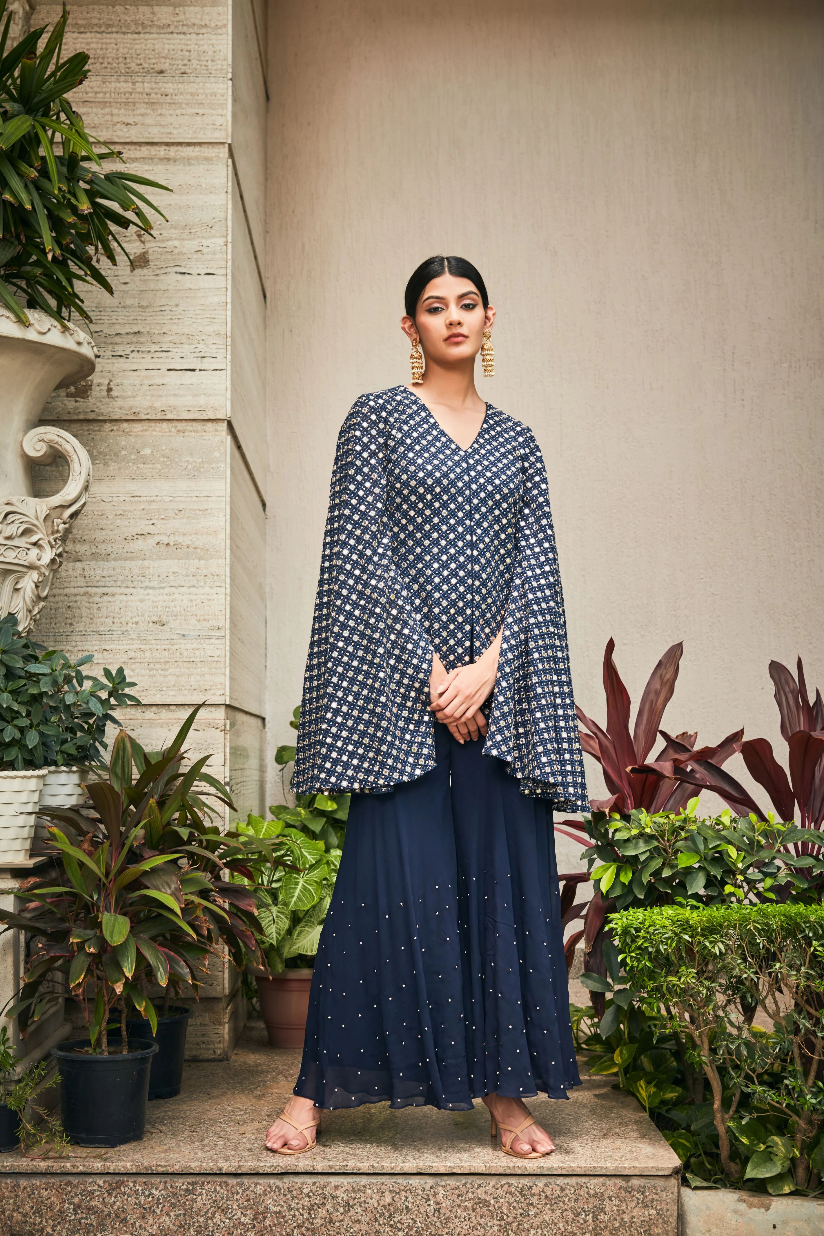 Ednita Tunic with Flared Pants - Image 4