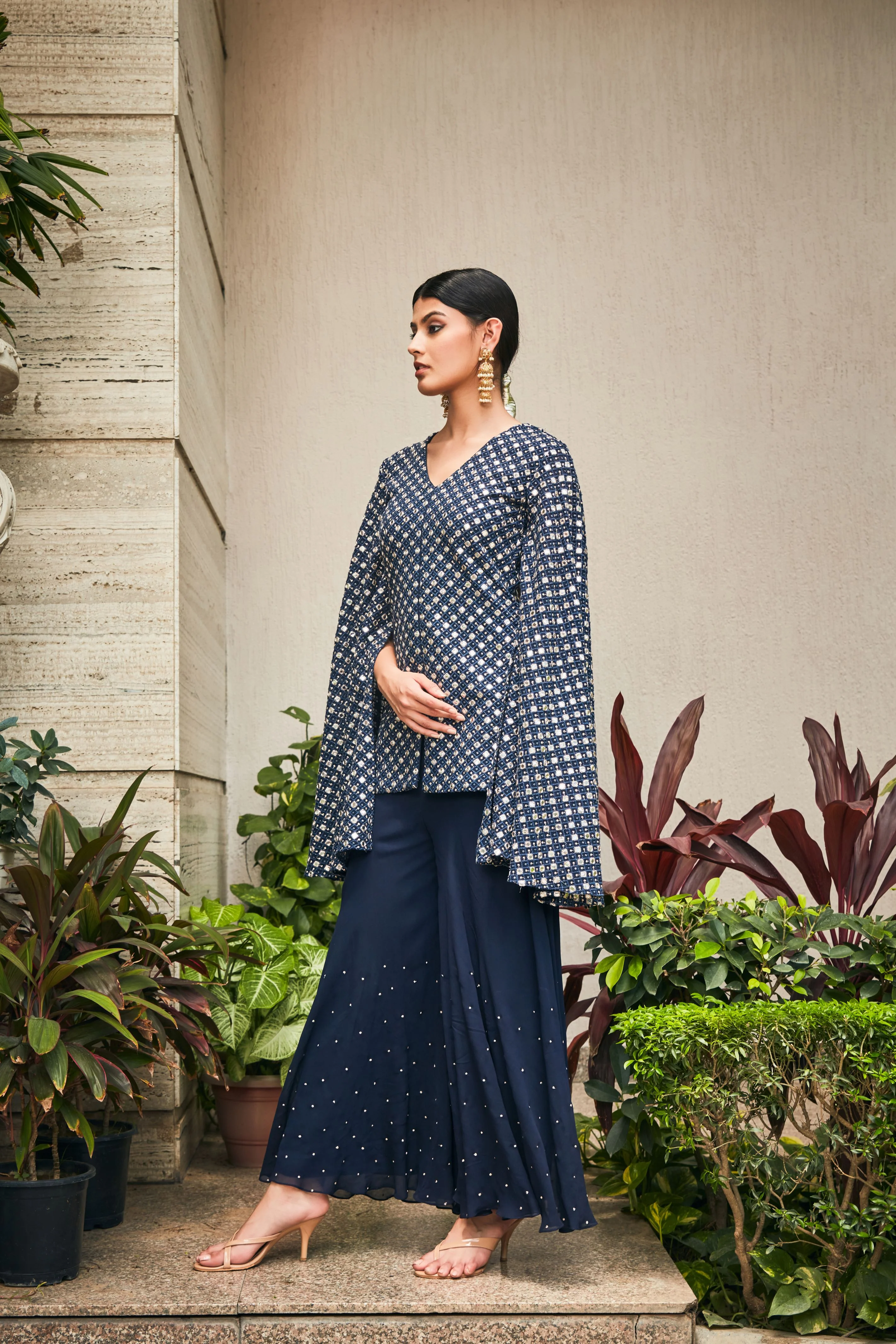Ednita Tunic with Flared Pants - Image 5