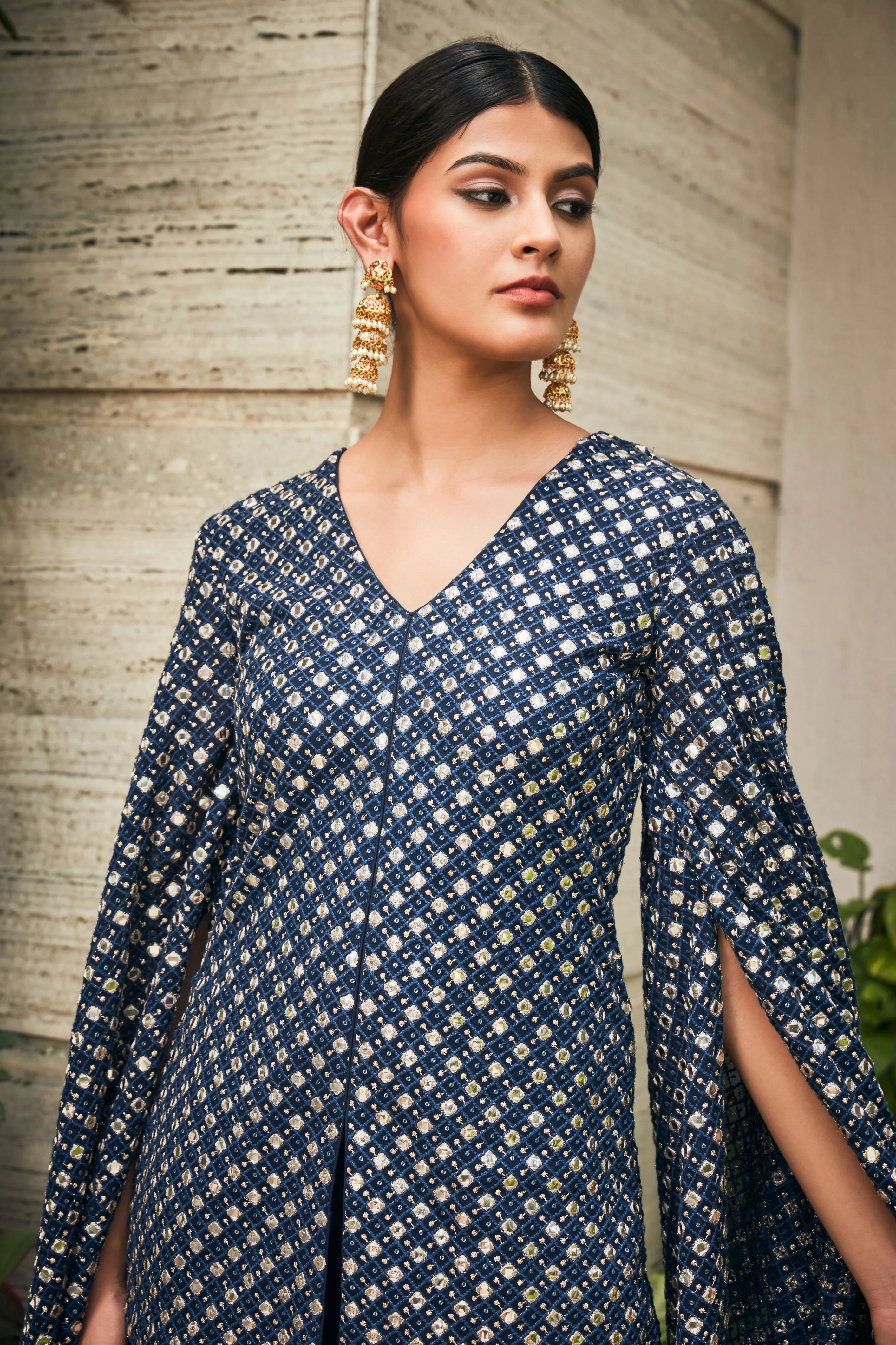 Ednita Tunic with Flared Pants - Image 6