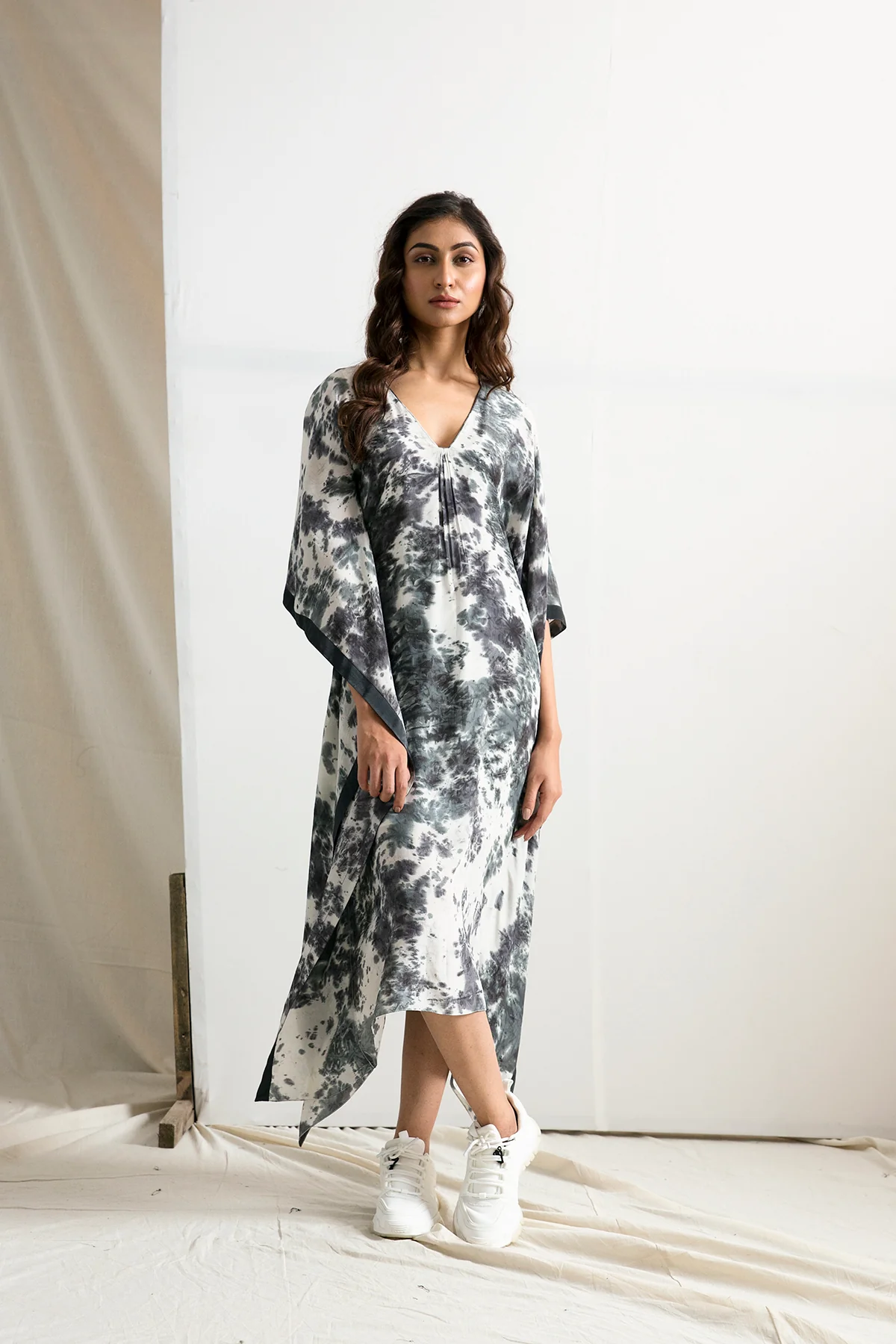 Flora - Tie & Dye Kaftan Dress