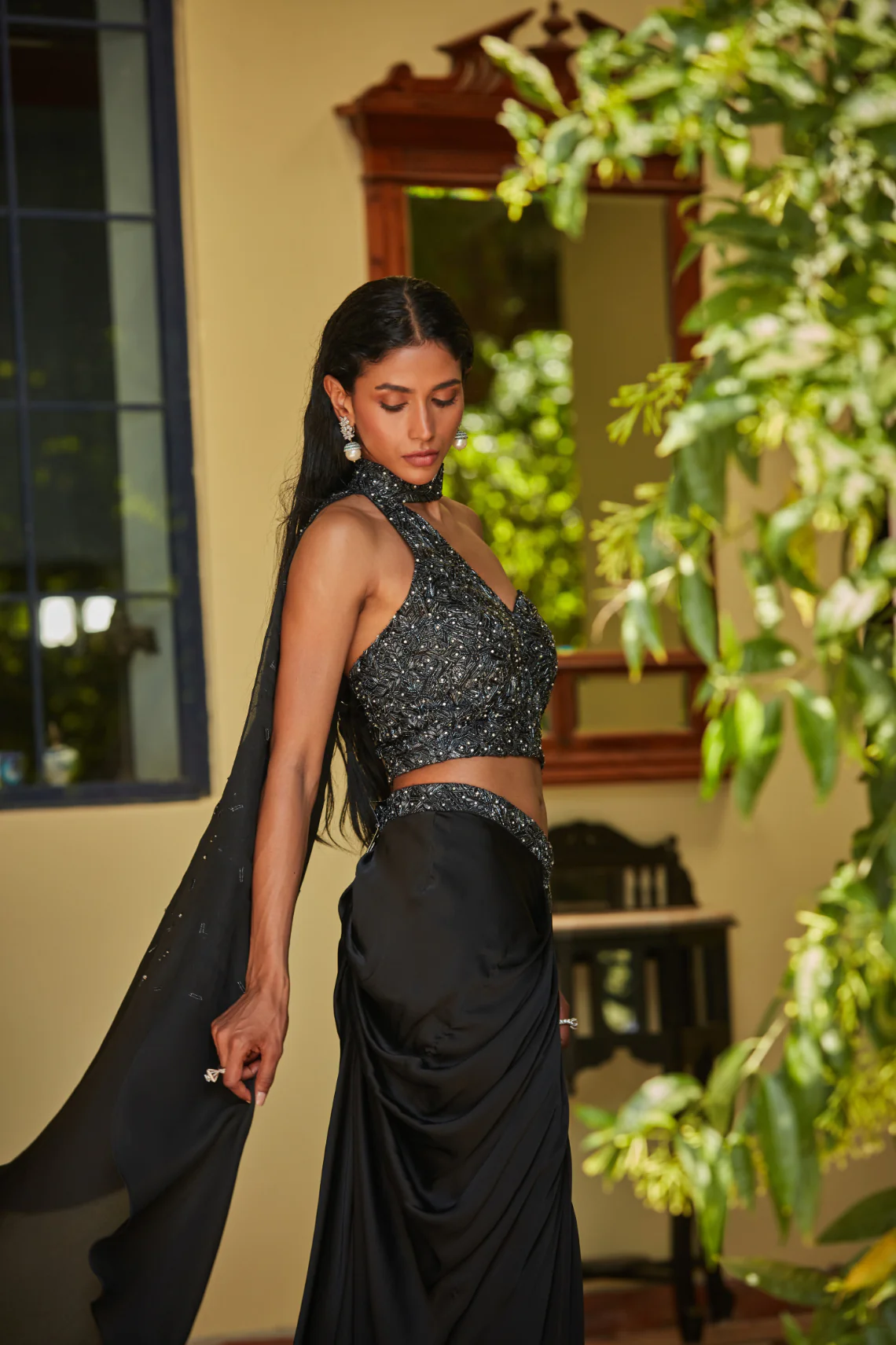 GiGi Black Concept Saree - Image 6