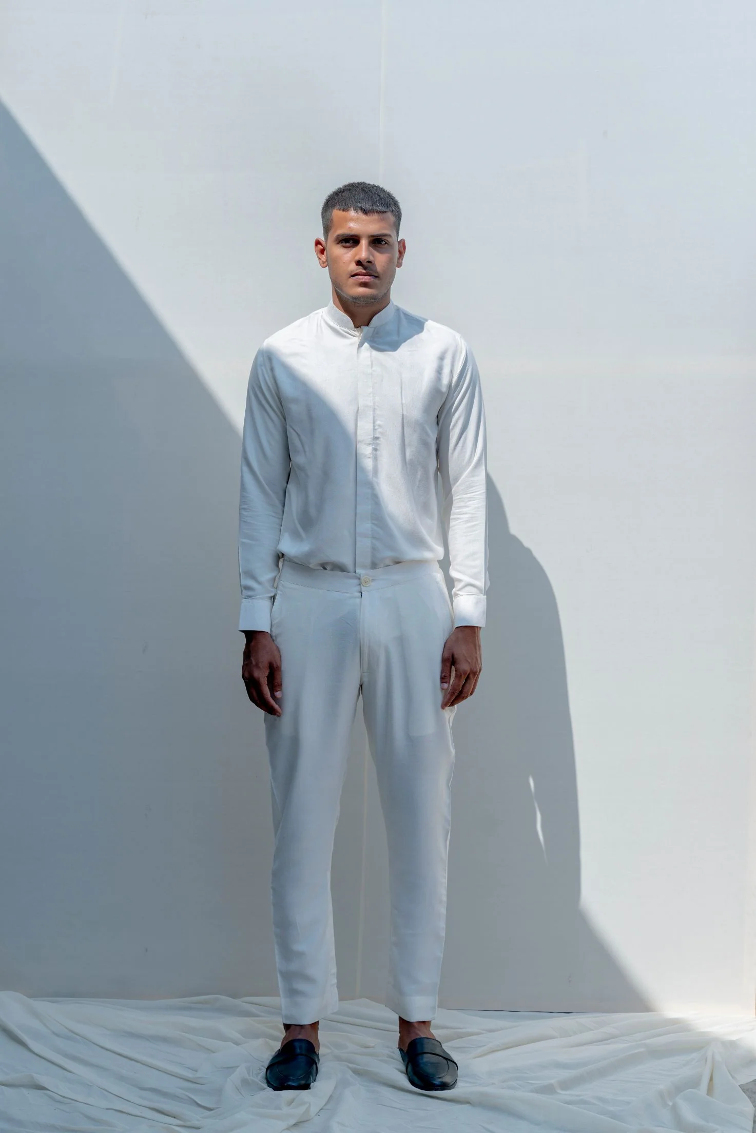 Gitano - Off-White Embroidered Nehru Jacket with Kurta Set - Image 5