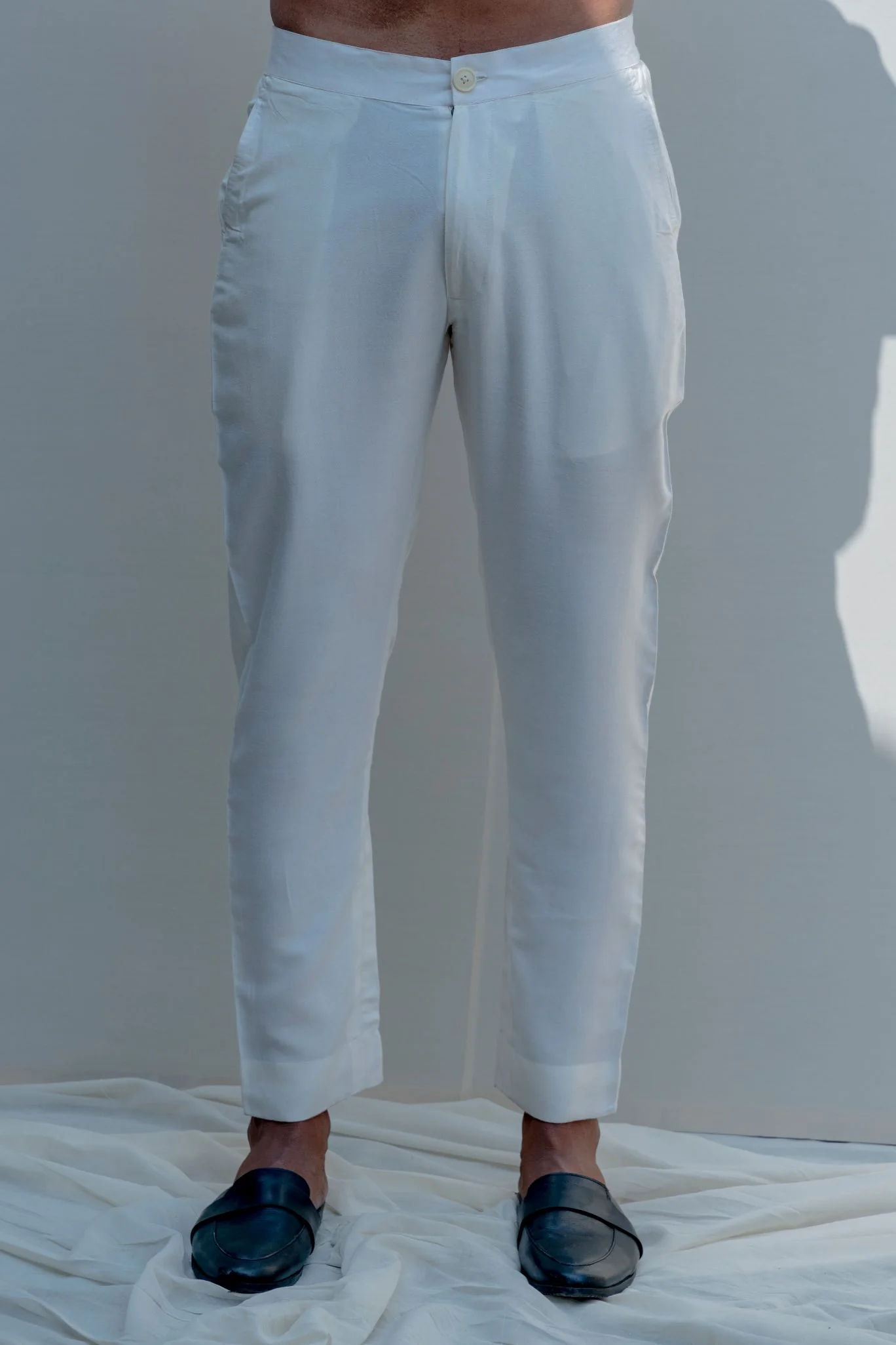 Gitano - Off-White Embroidered Nehru Jacket with Kurta Set - Image 6