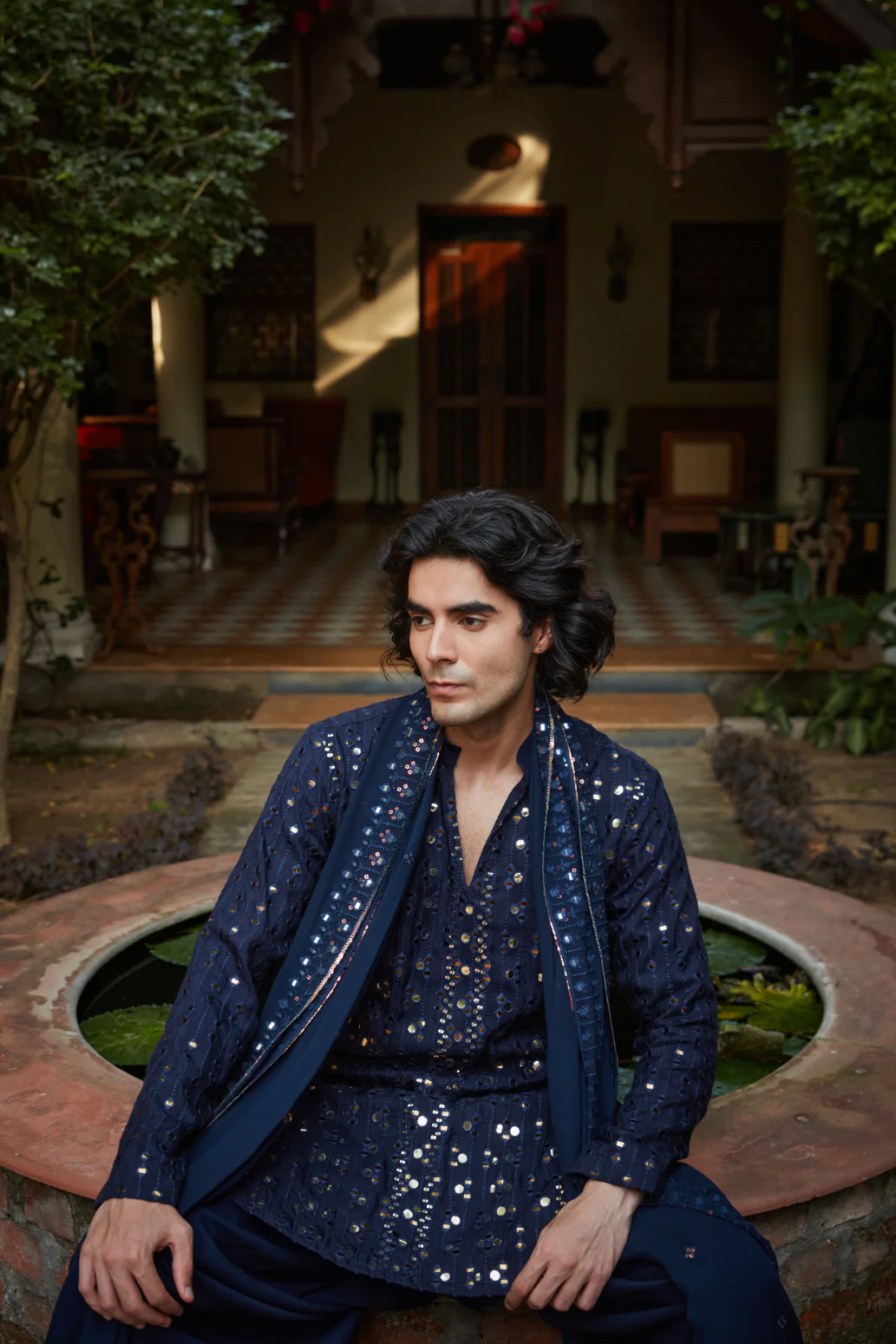 Gordan Kurta set in  Navy Blue - Image 5