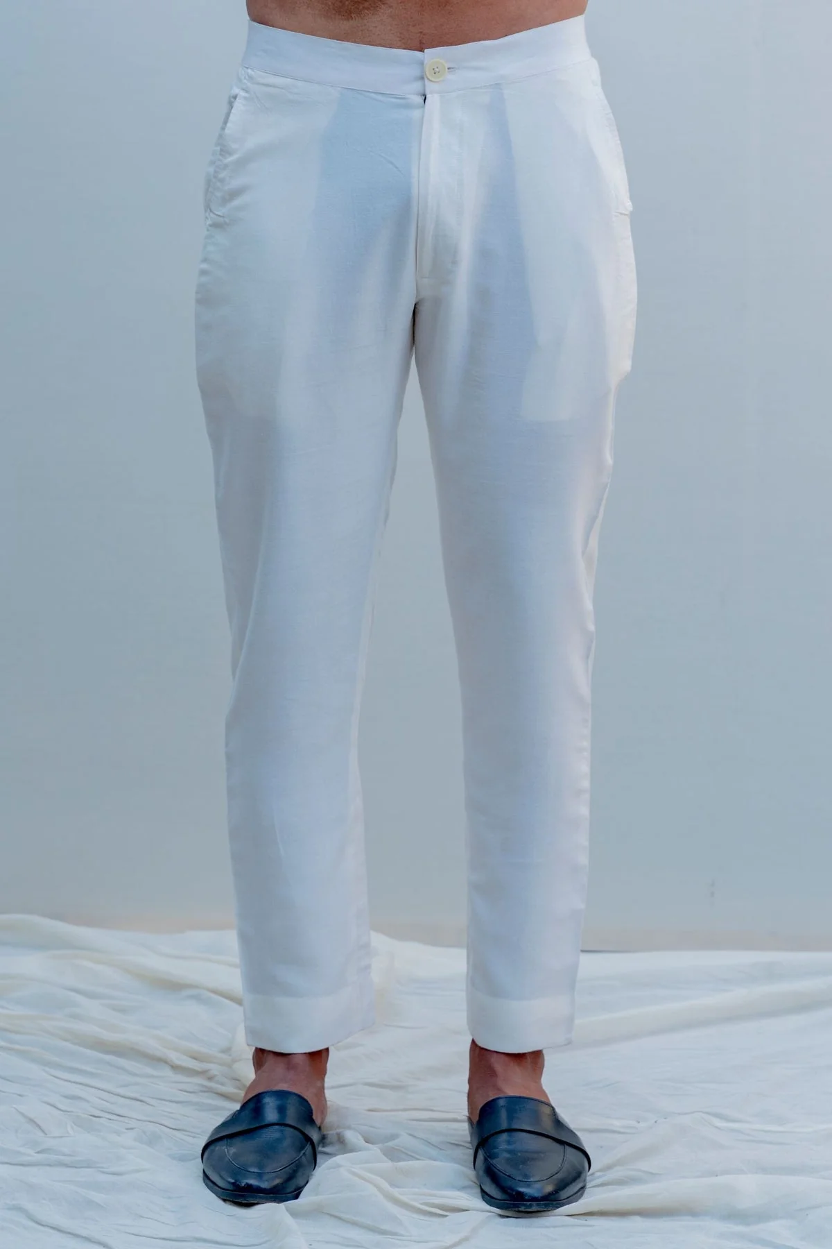 I & YOU - OFF-WHITE ABSTRACT EMBROIDERD BOMBER JACKET SET - Image 6