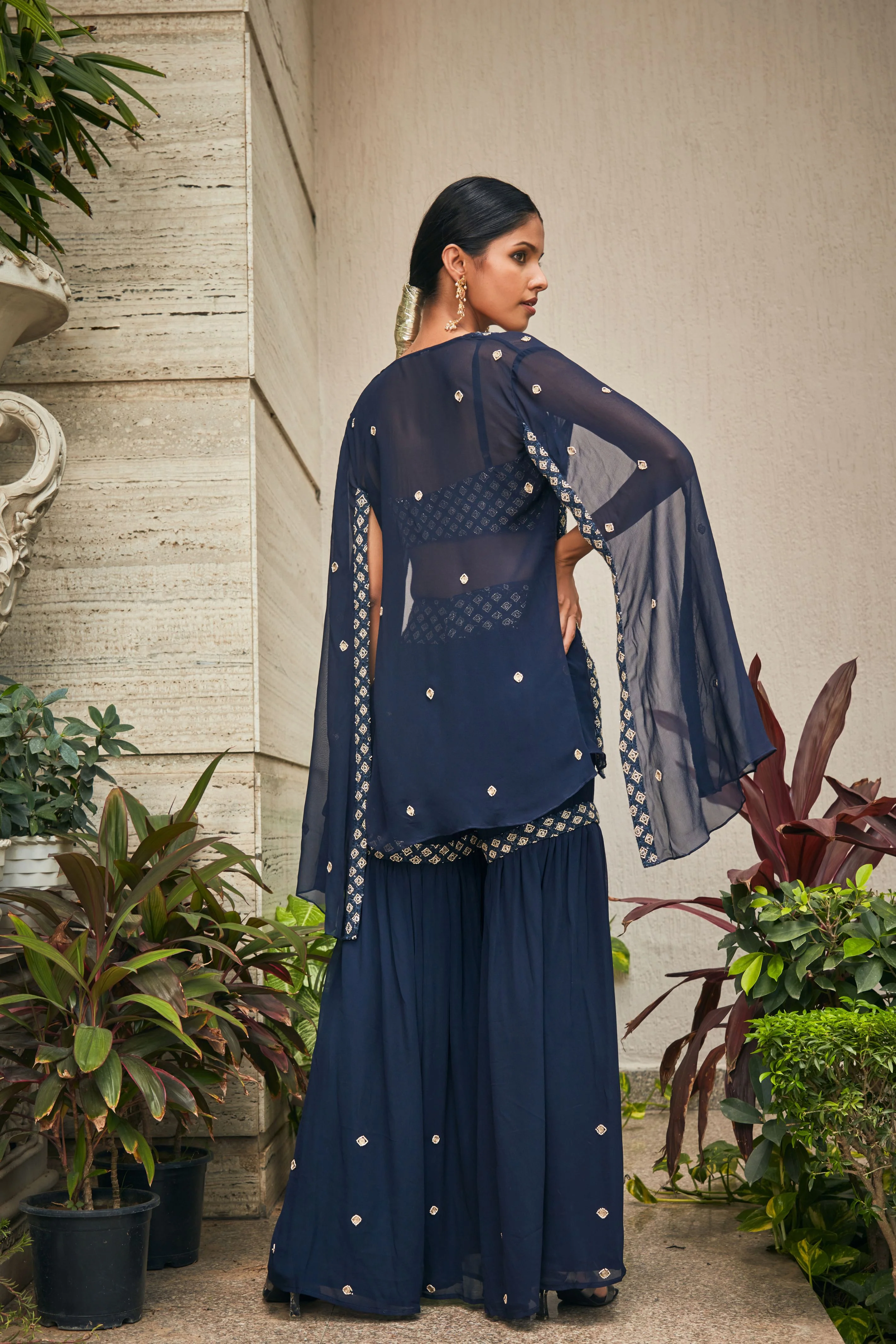 Iha Sharara & Cape Set - Image 7
