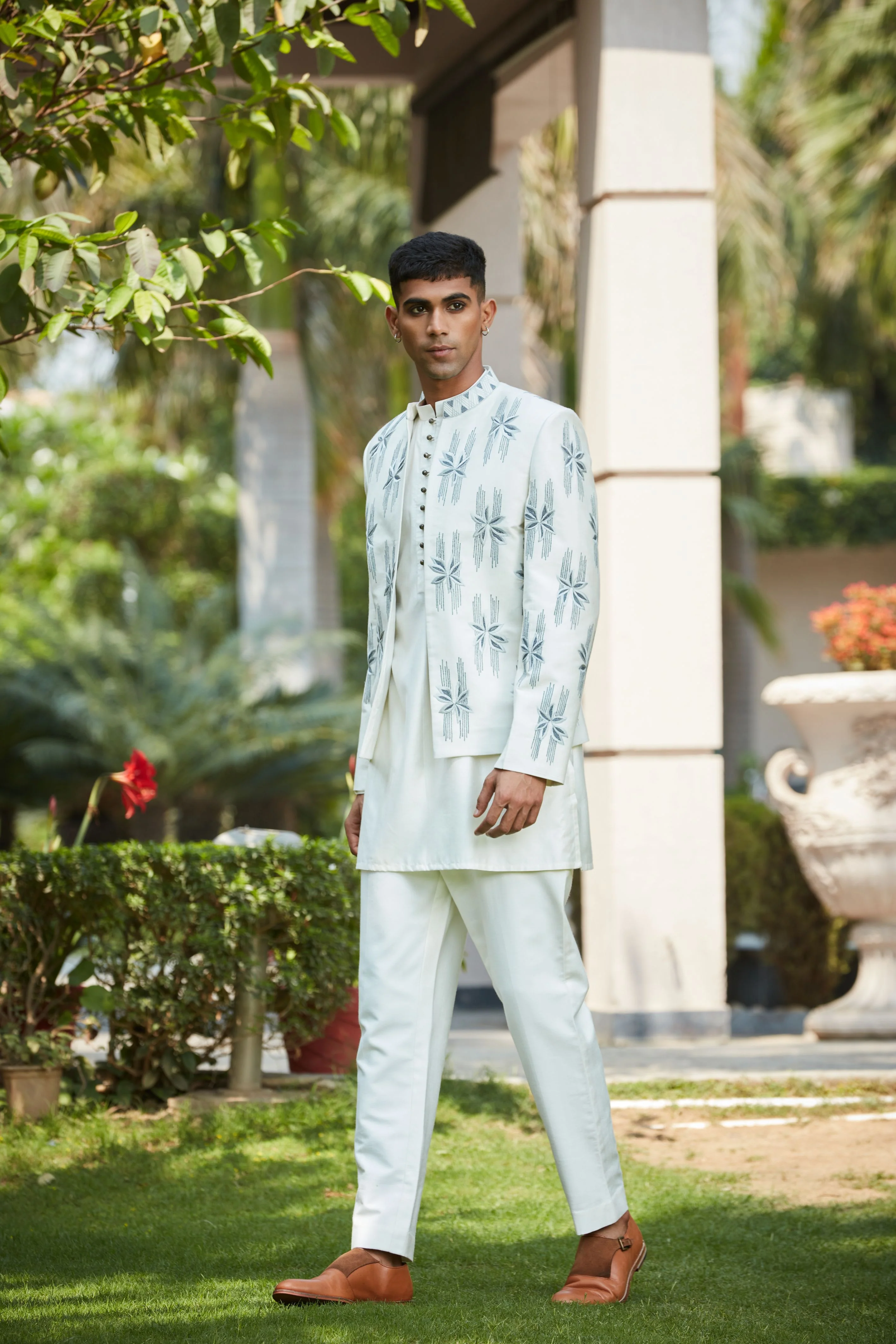 Iyre Open Jacket with Kurta Set - Image 4