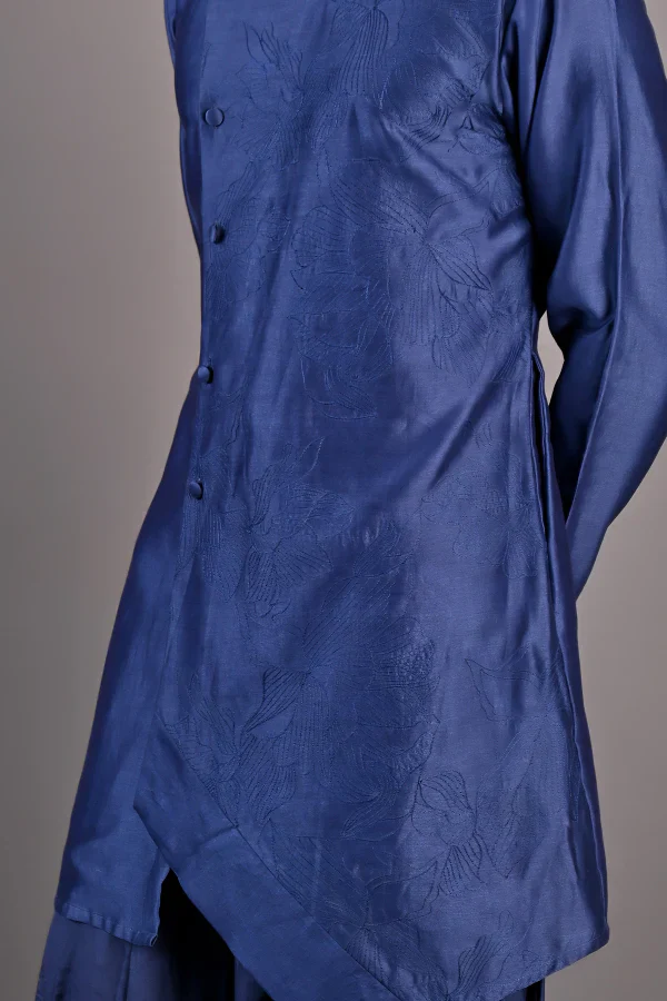 JACINTO - BLUE EMBROIDERED KURTA SET - Image 2