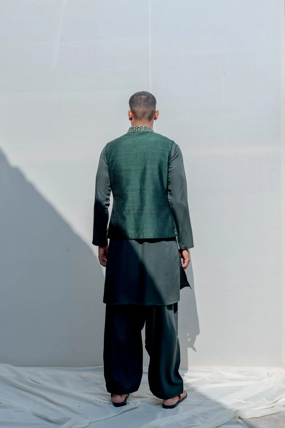 JADE- BOTTLE GREEN OVERLAPPED EMBROIDERED JACKET WITH KURTA & PYJAMA SET - Image 4