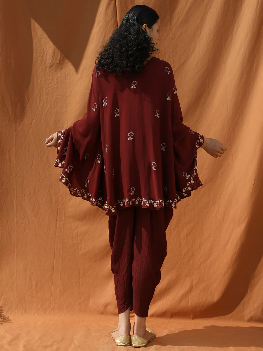 Opulent Poncho with Drape Dhoti Pants - Image 3