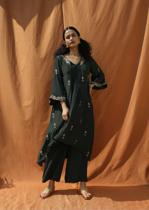 Hand Embroidered & Printed Kaftan top and Pants Set - Image 4