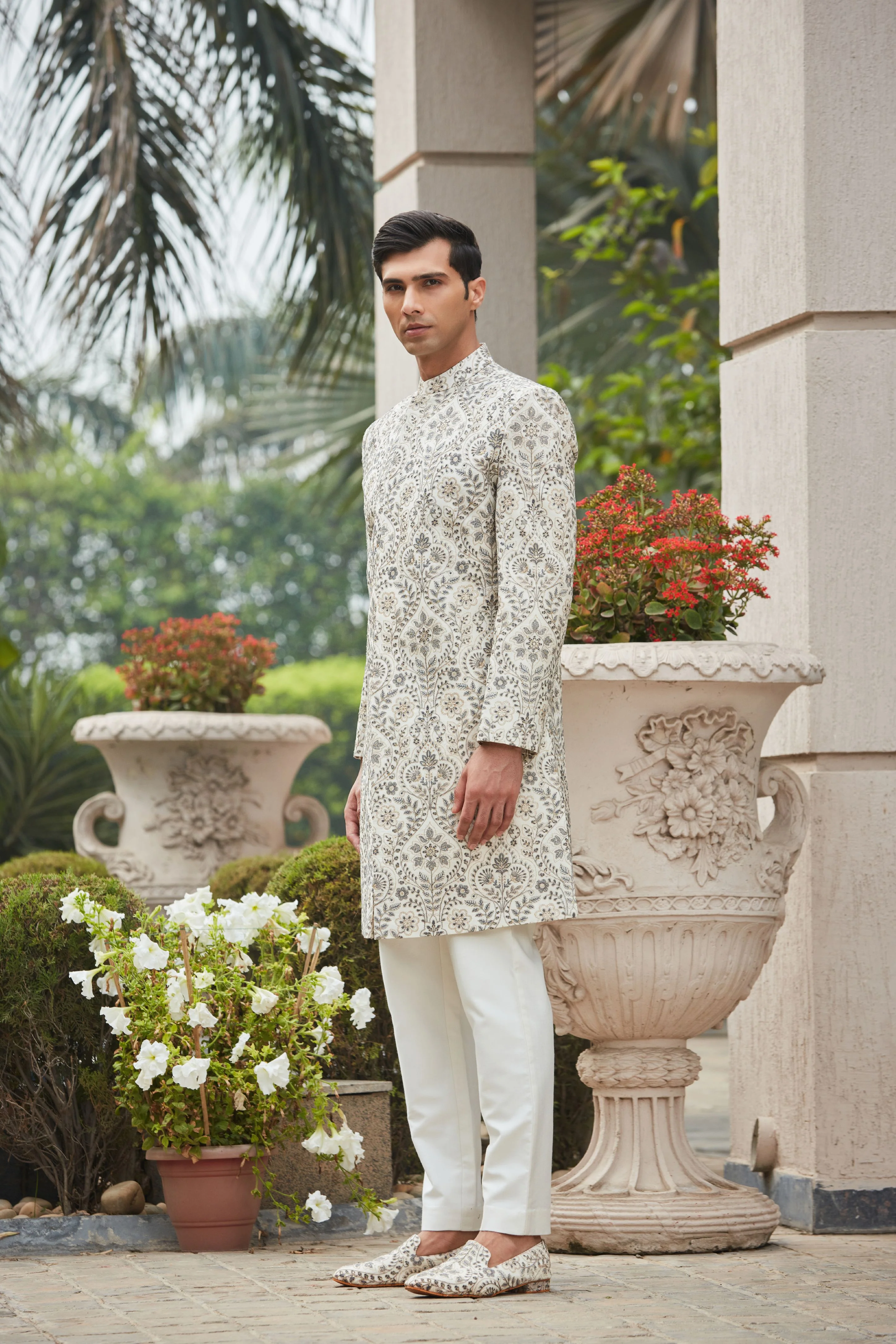 Laska Achkan Jacket With Kurta Set - Image 4