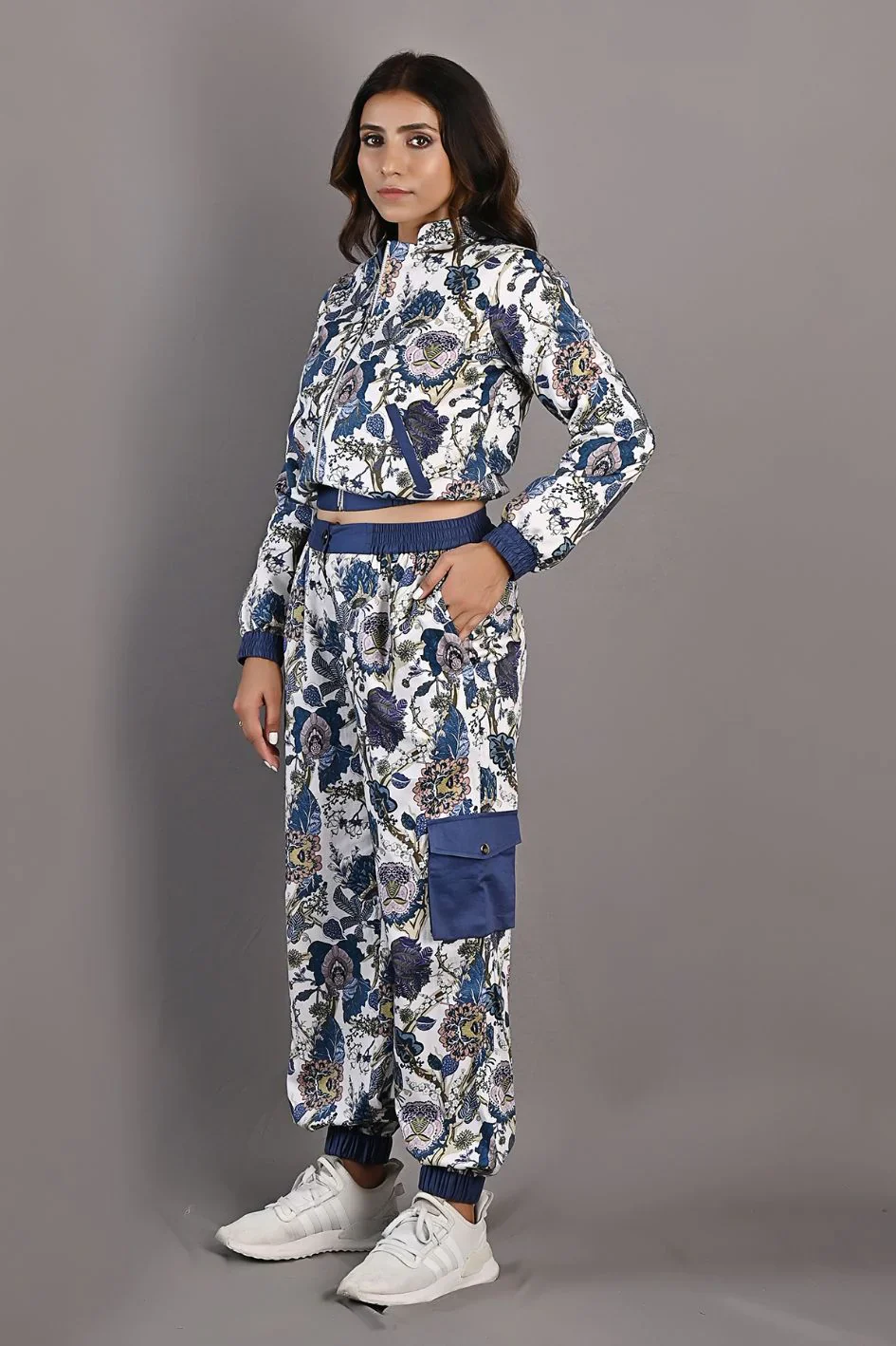 LAUREL - Image 2