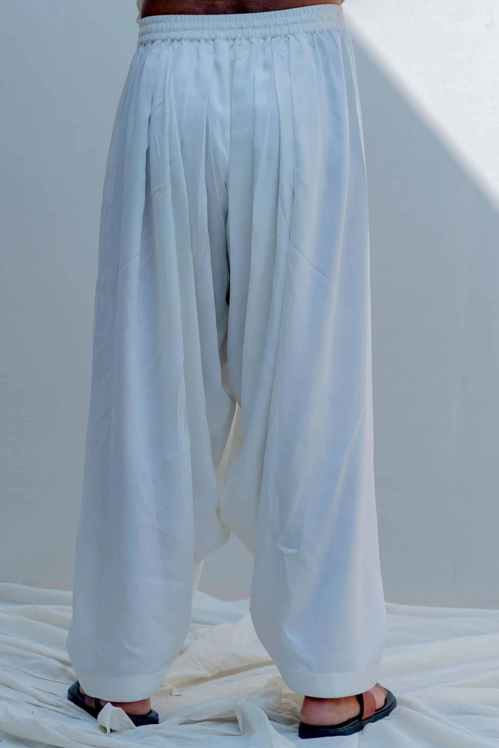 Maasai- Off White Overlapped Cross Embroidered Jacket With Kurta Set - Image 6