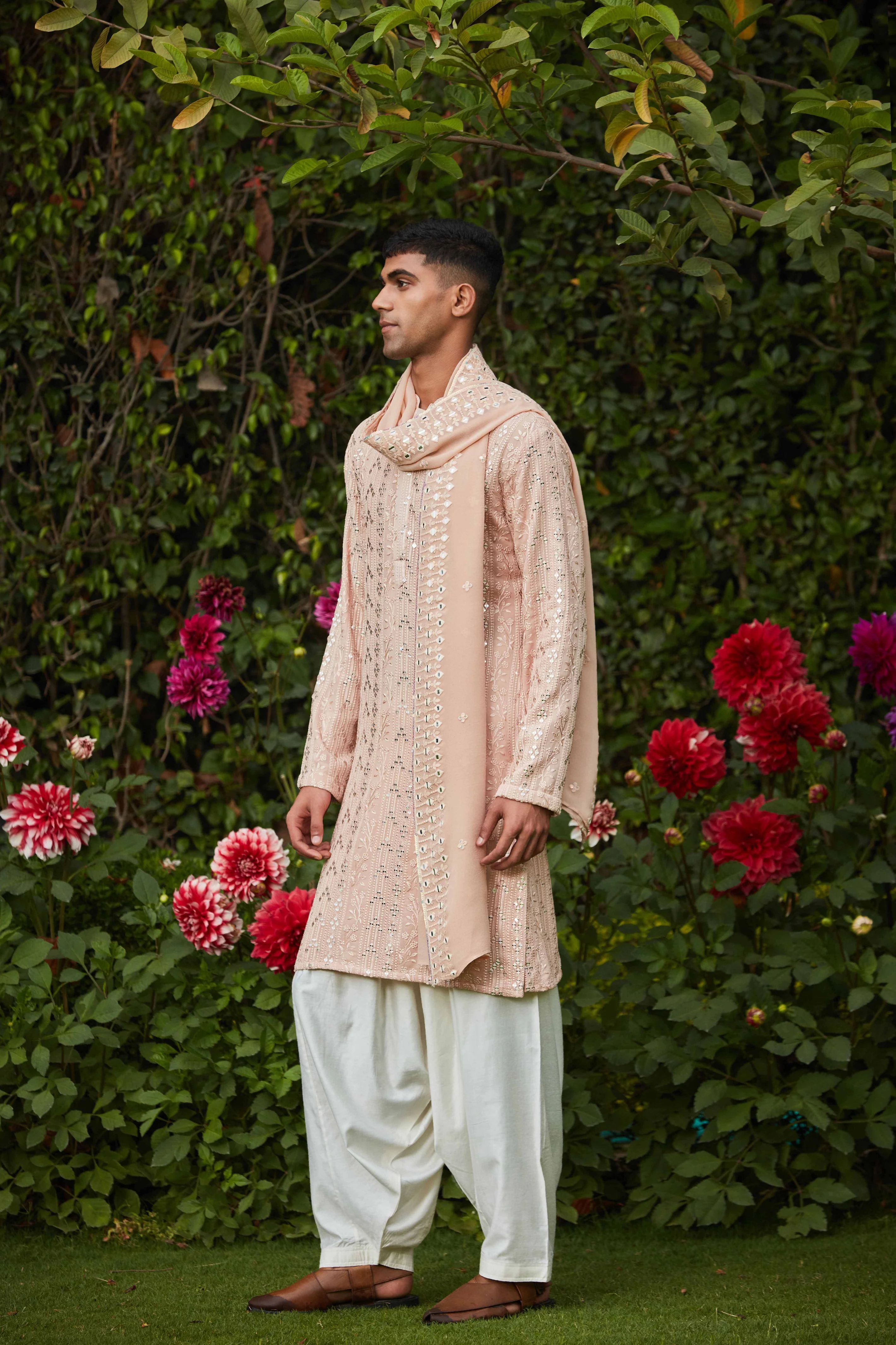 Mahira Kurta Salwar Set - Image 3