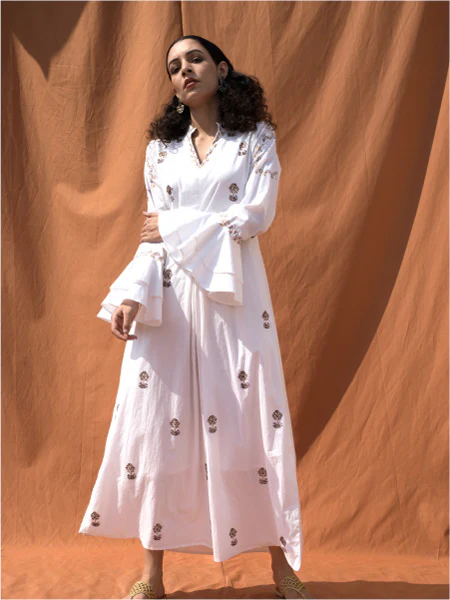 Claudia- White Block Printed Dress With Necklace - Image 3