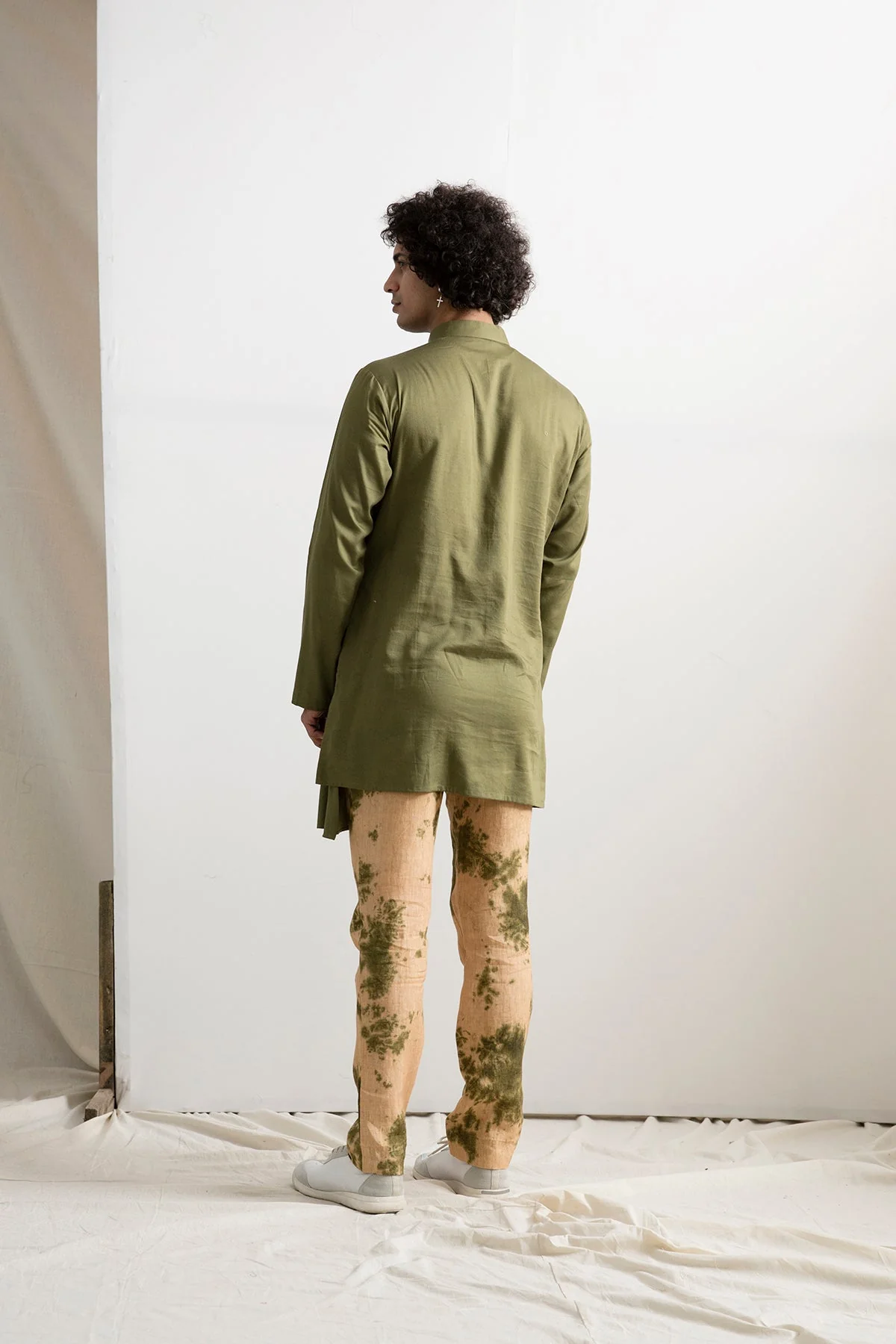 NOVA - TIE & DYE ASYMMETRIC JACKET WITH GREEN KURTA SET - Image 4