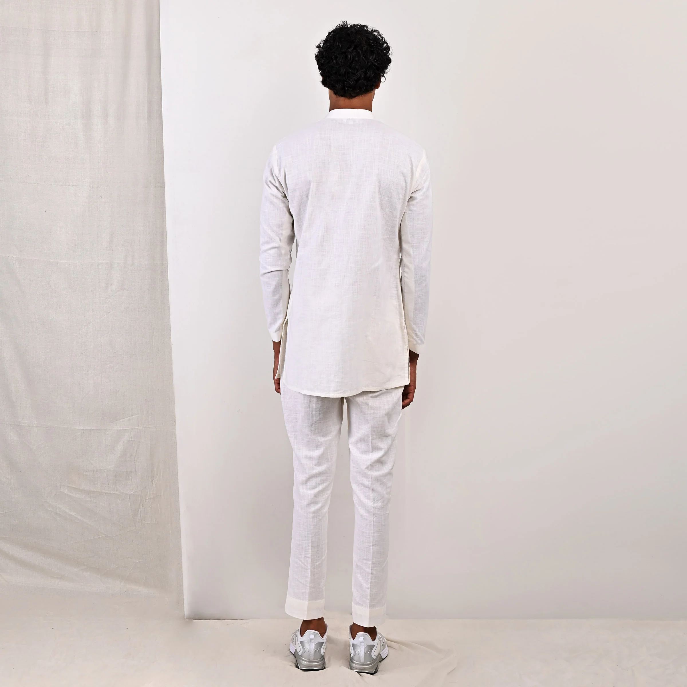 Oshea - Off White Short Kurta Set - Image 4