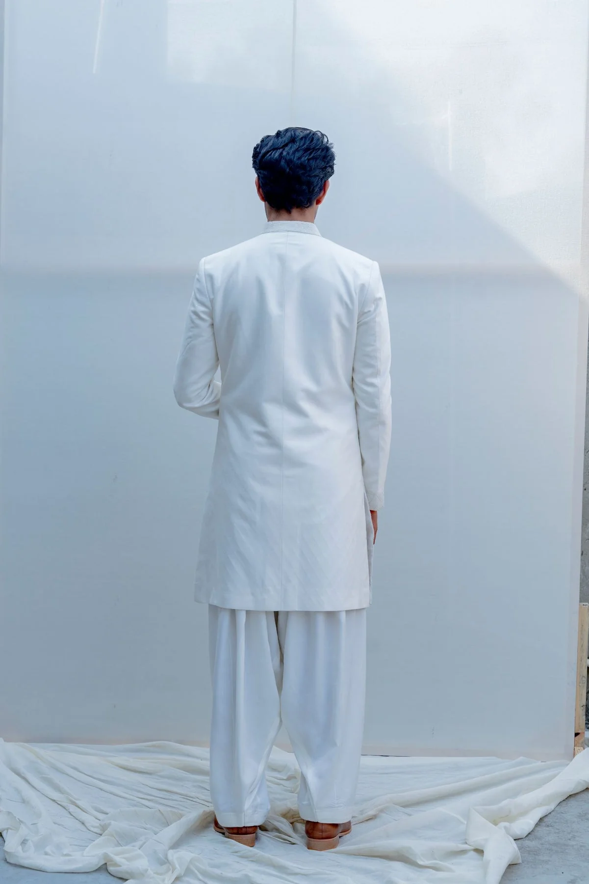 PARAGON- OFF WHITE CROSS EMBROIDERED ACHKAN WITH KURTA & SALWAR SET - Image 4