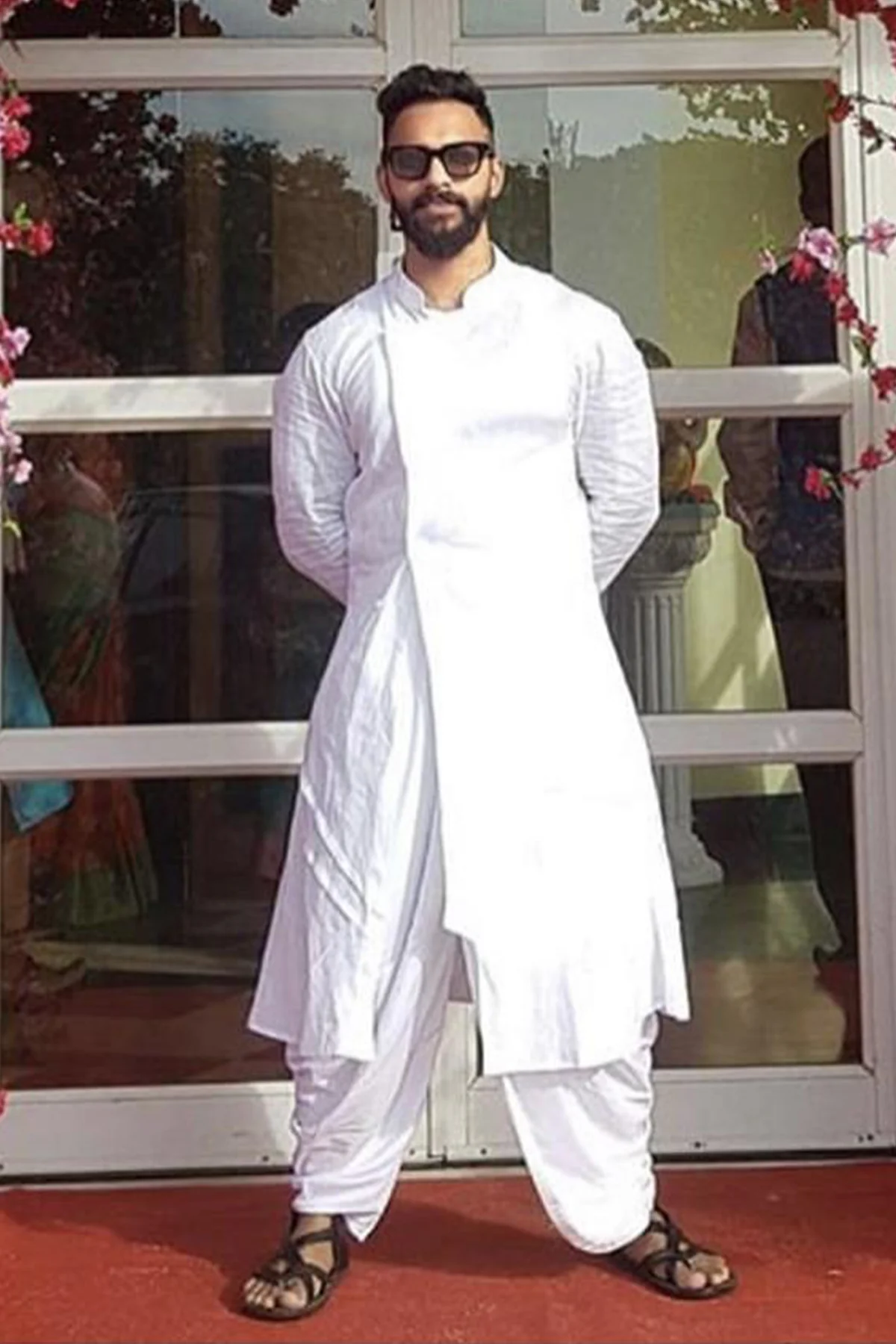 Saiesh - Off White Kurta Set