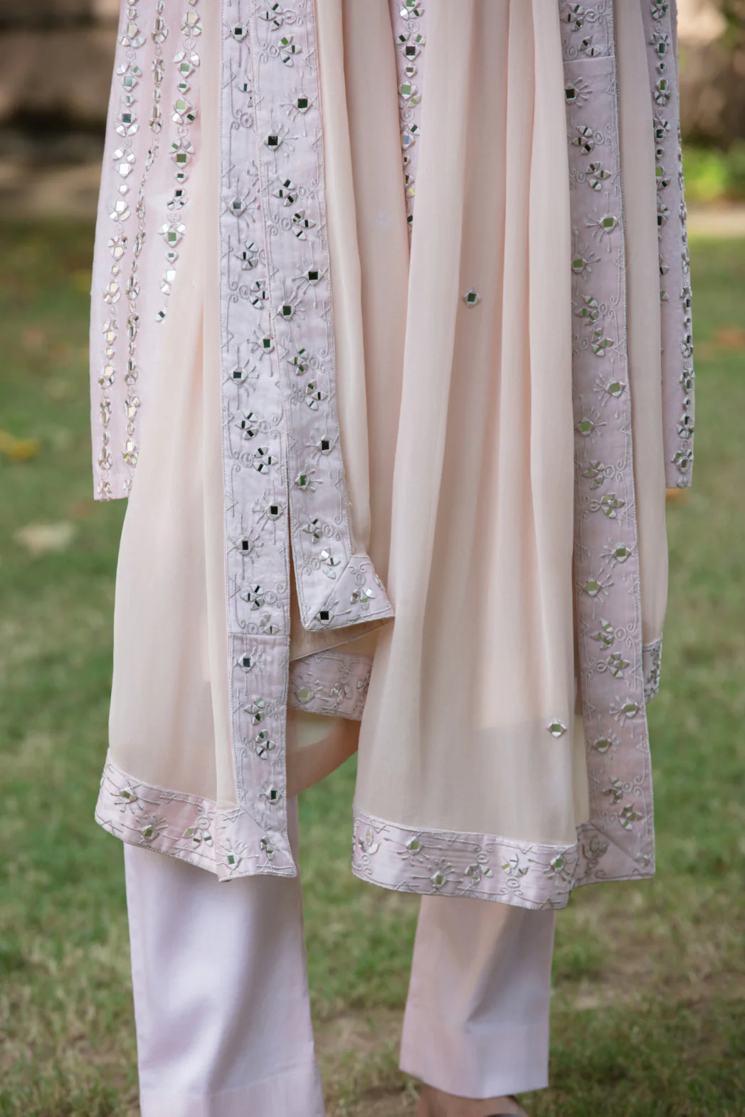 Sovar Kurta Set - Image 6