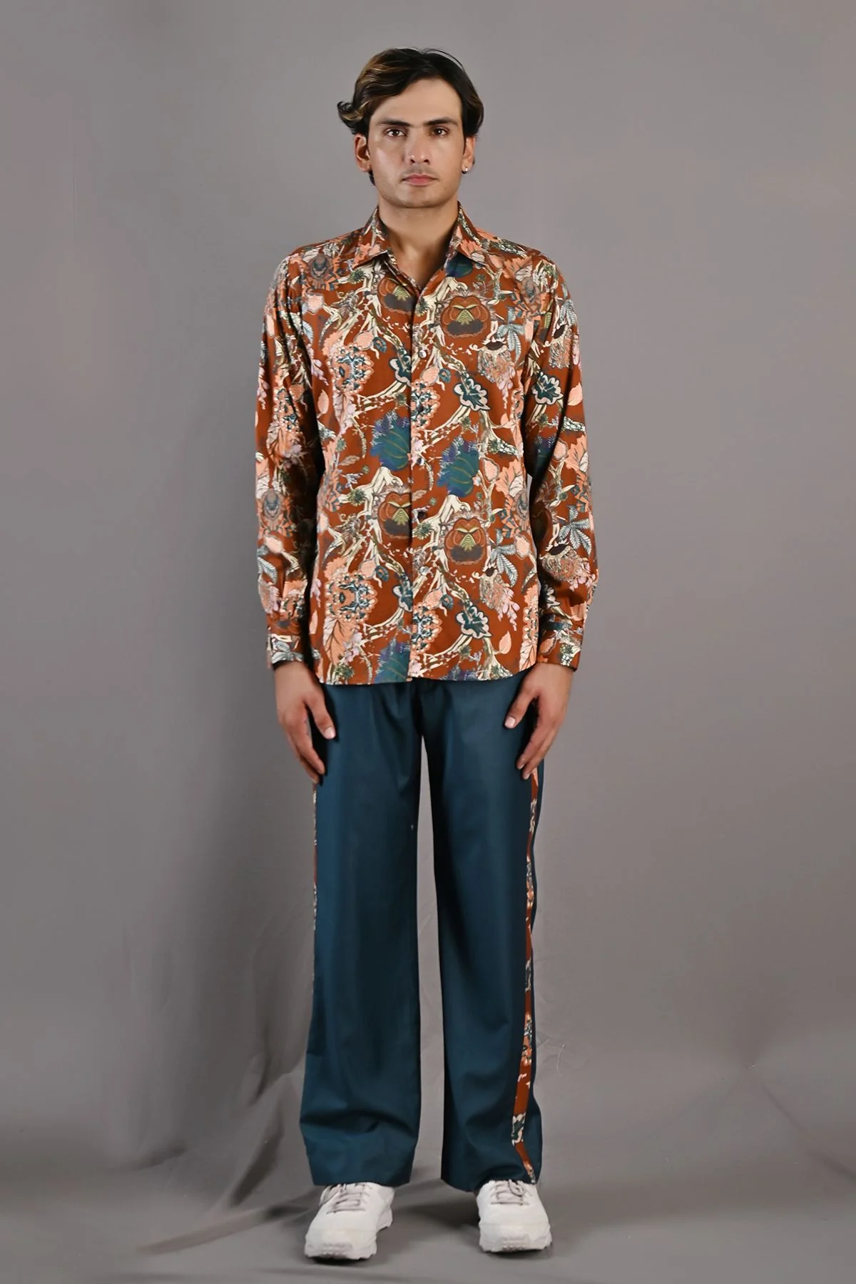 Thyme - Maroon & Multi Printed Shirt & Teal Green pant Set - Image 2