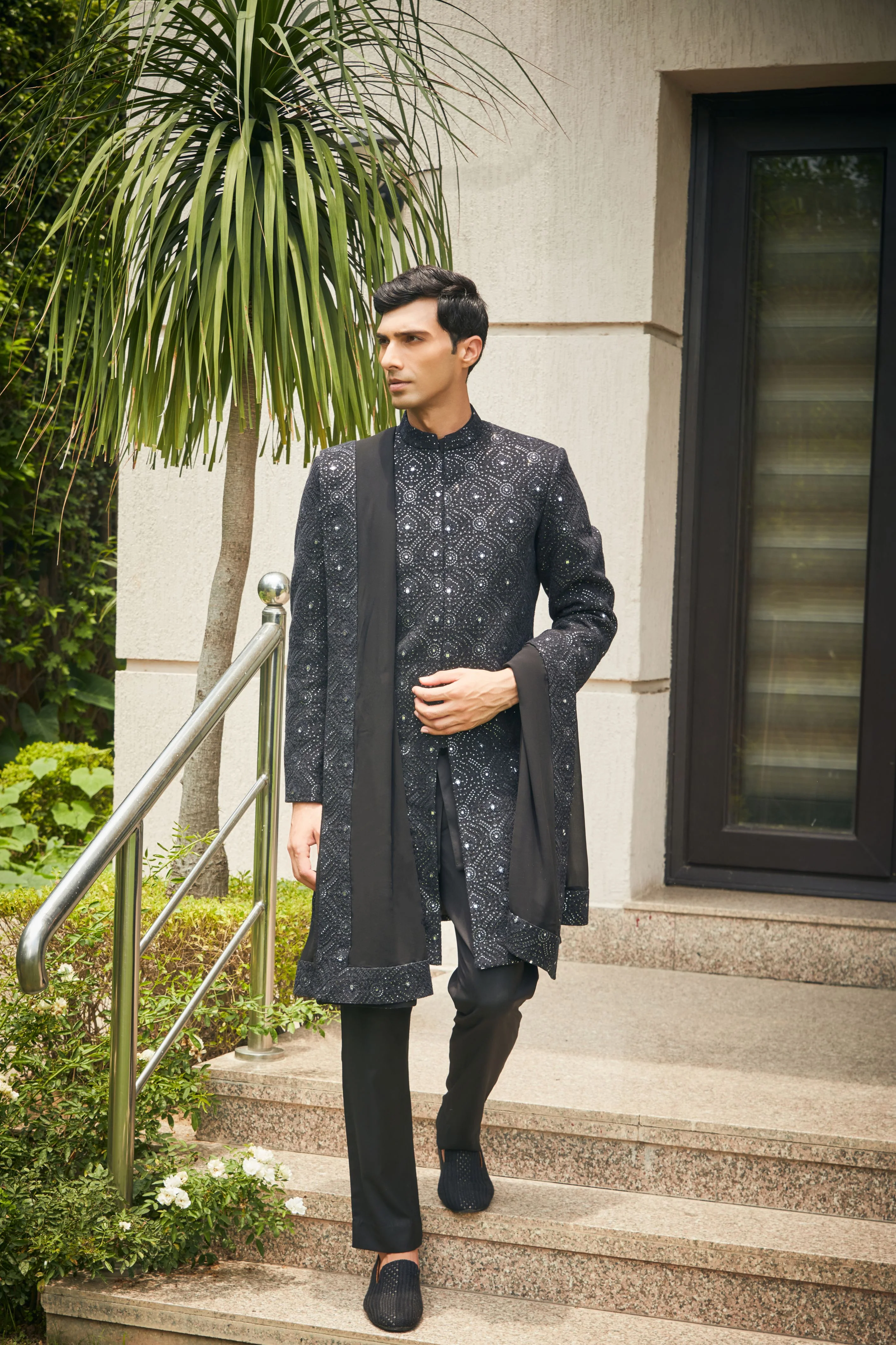 Varnit Sherwani Set - Image 3