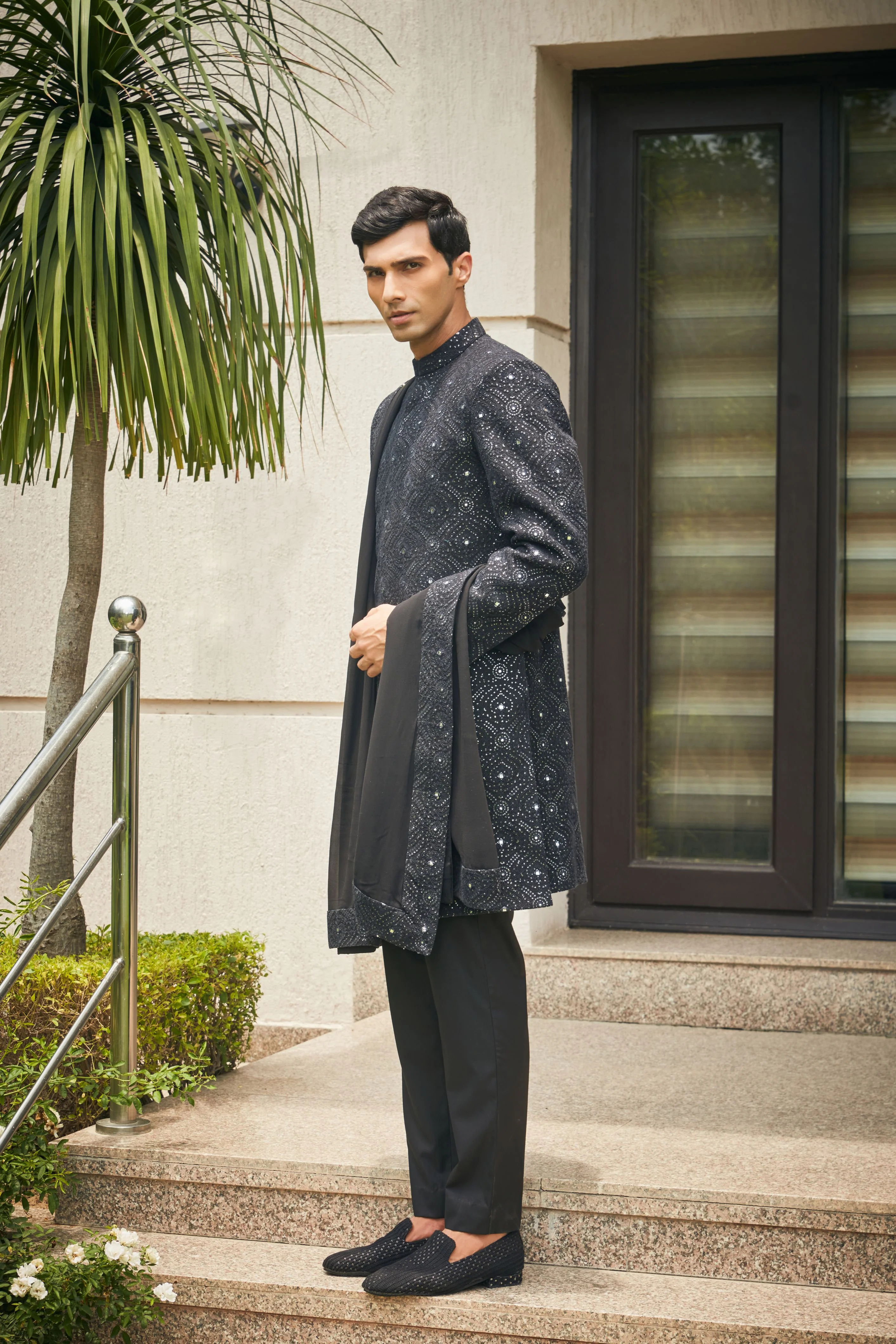 Varnit Sherwani Set - Image 6