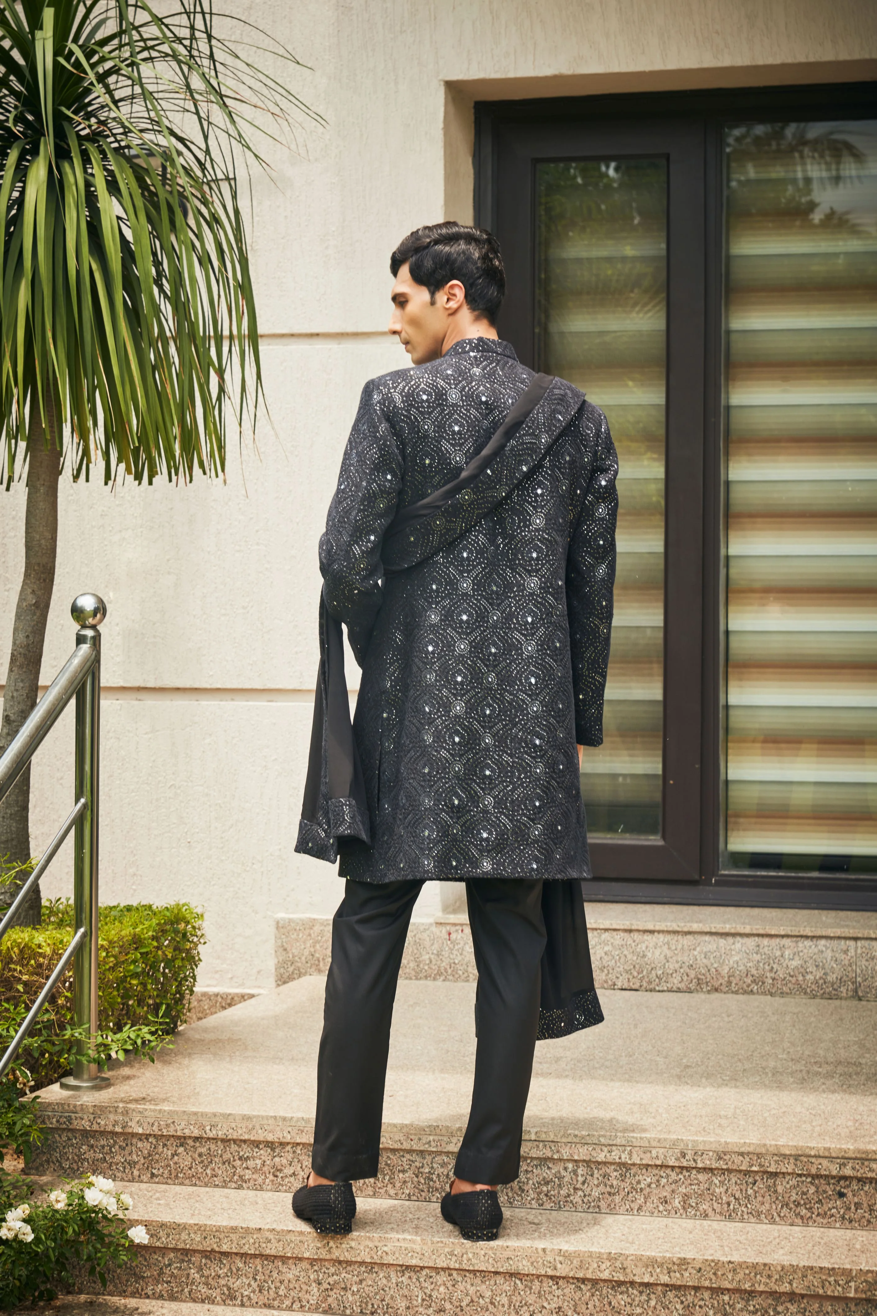 Varnit Sherwani Set - Image 8