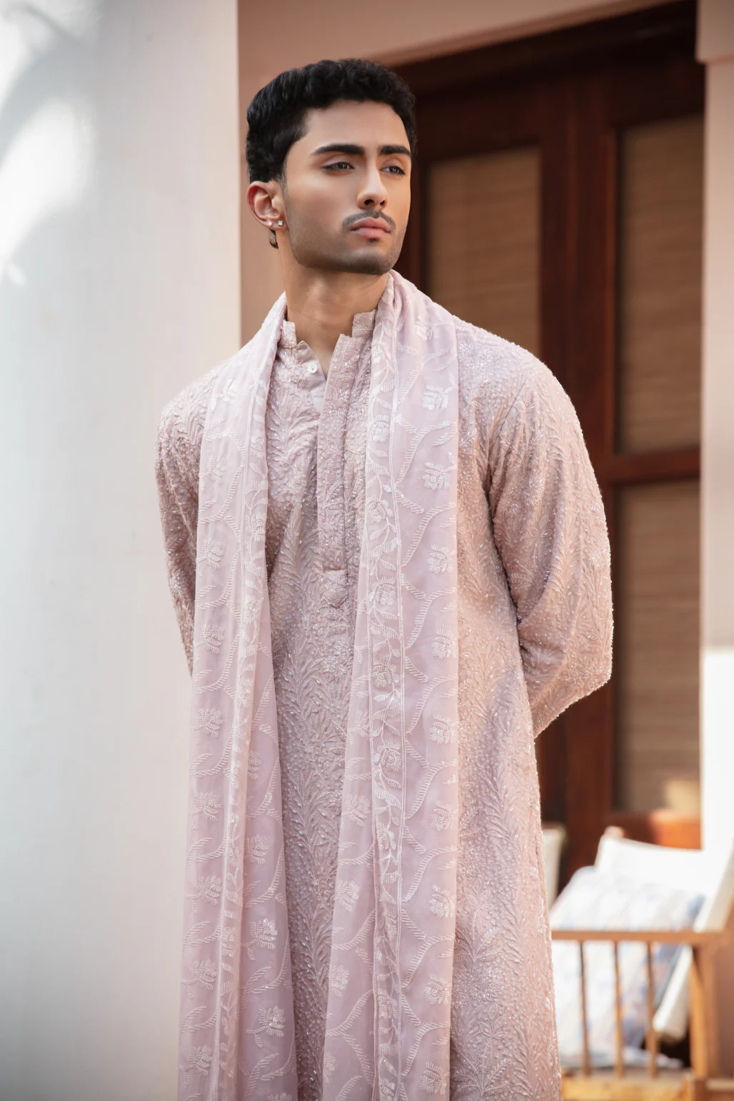 Vayro Kurta Set - Image 3