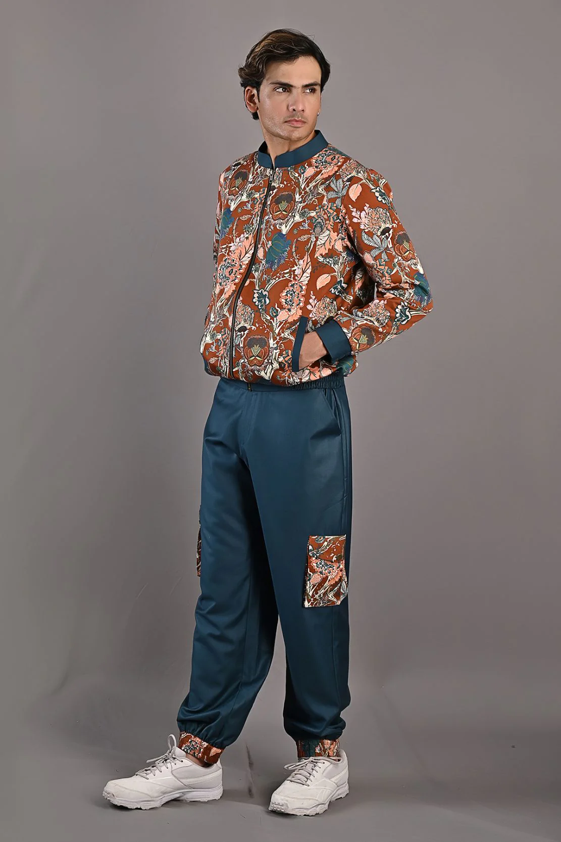 VIVENDEL - MAROON & MULTI PRINTED BOMBER JACKET WITH TEAL GREEN JOGGERS SET - Image 3