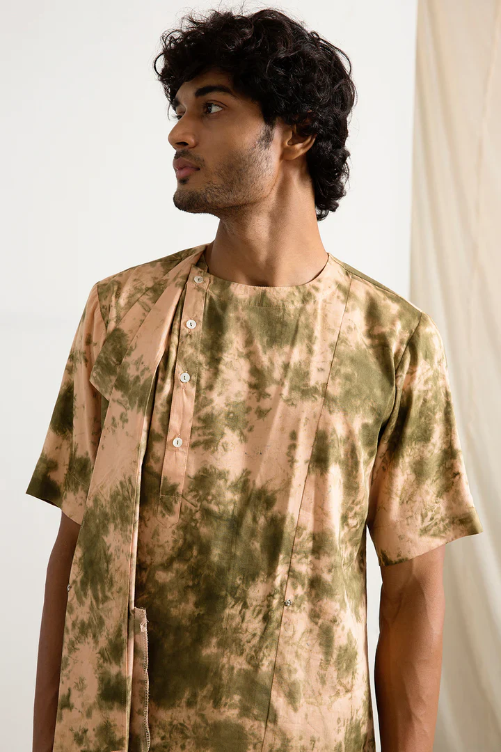VRIDESCENT - Tie & Dye Pleated kurta Set - Image 2