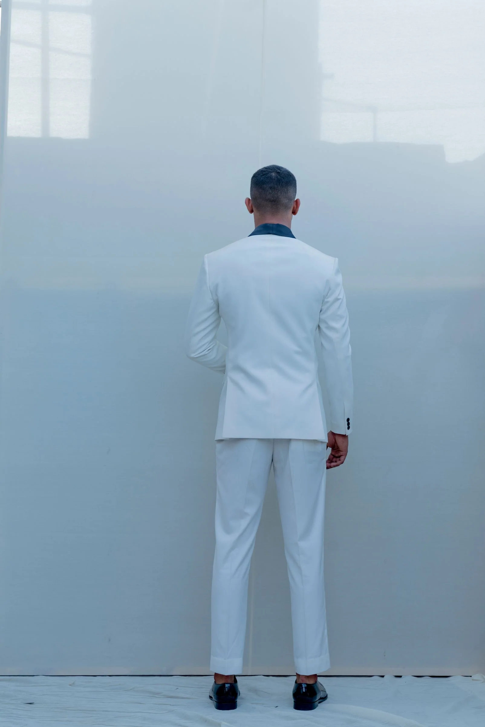 Yin- White Tuxedo Set - Image 4